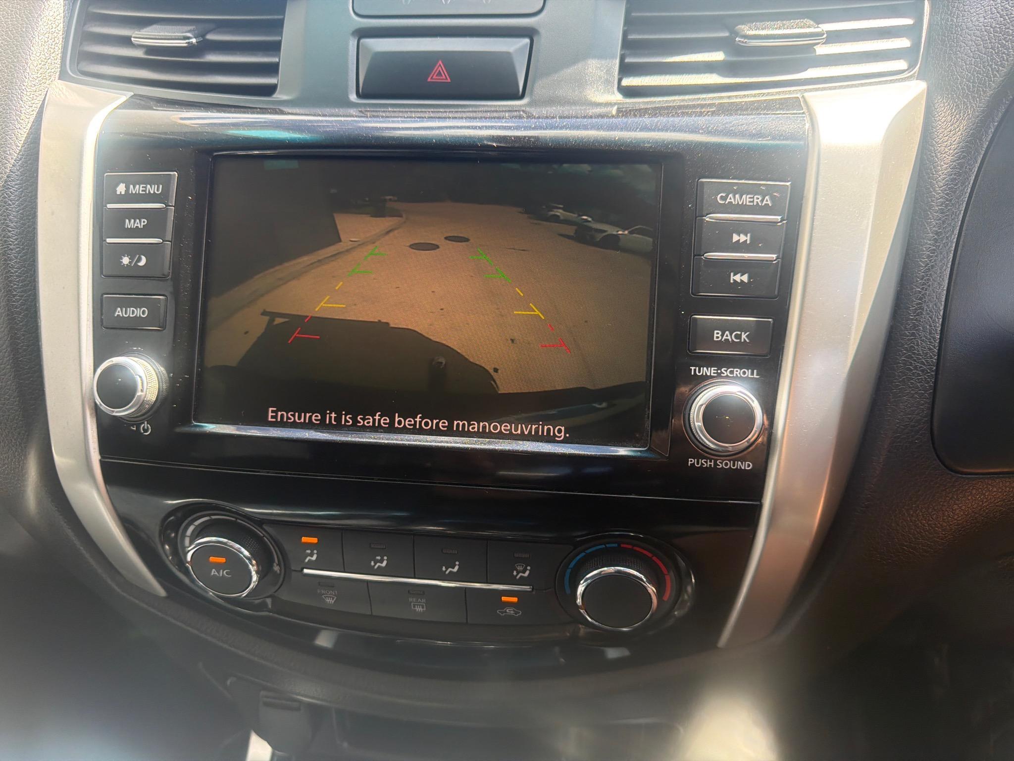 NISSAN NAVARA D23 S4 ST UTILITY DUAL CAB 4DR SPTS AUTO 7SP 4X2 1049KG 2.3DTT image 13