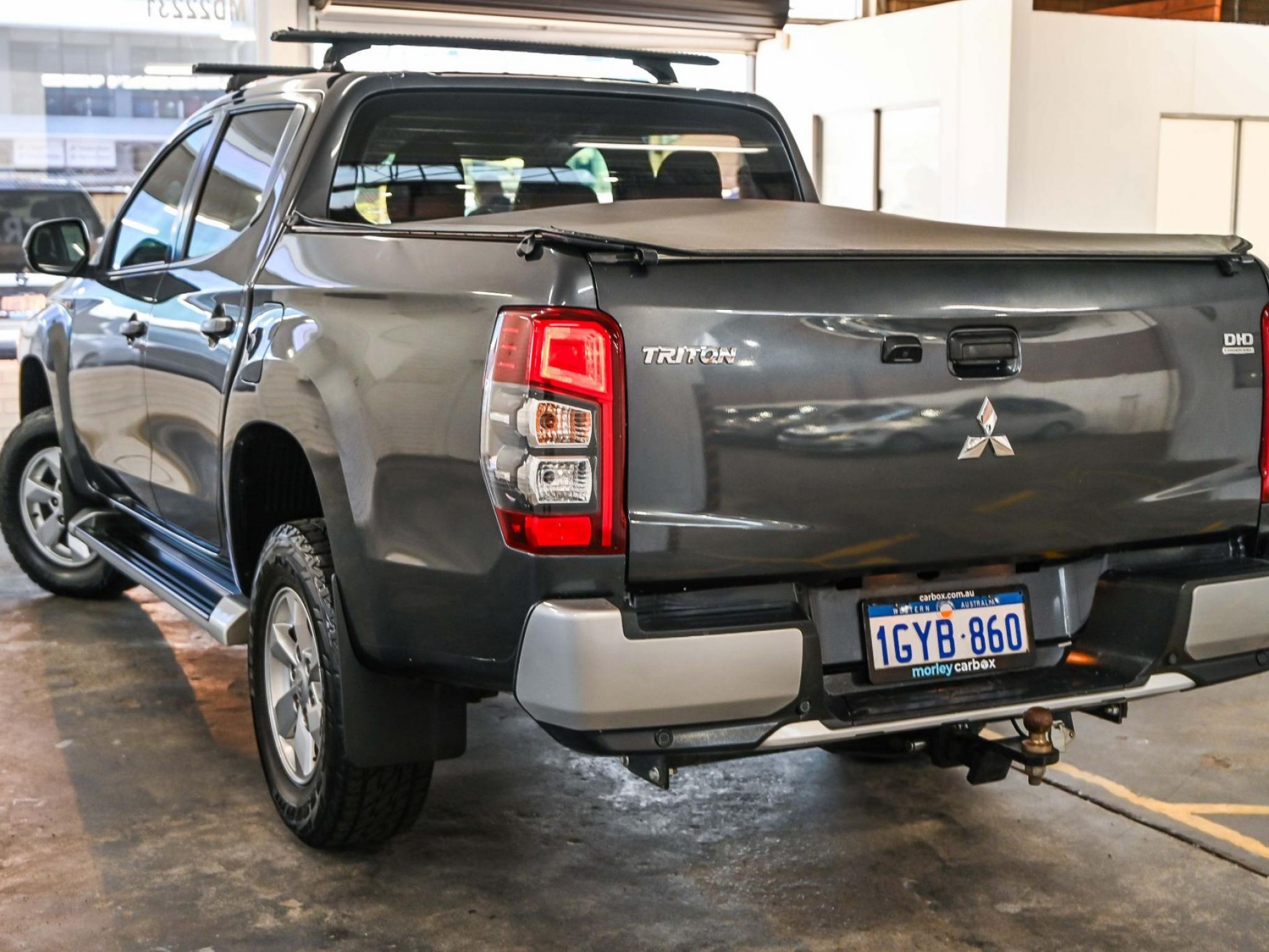 MITSUBISHI TRITON