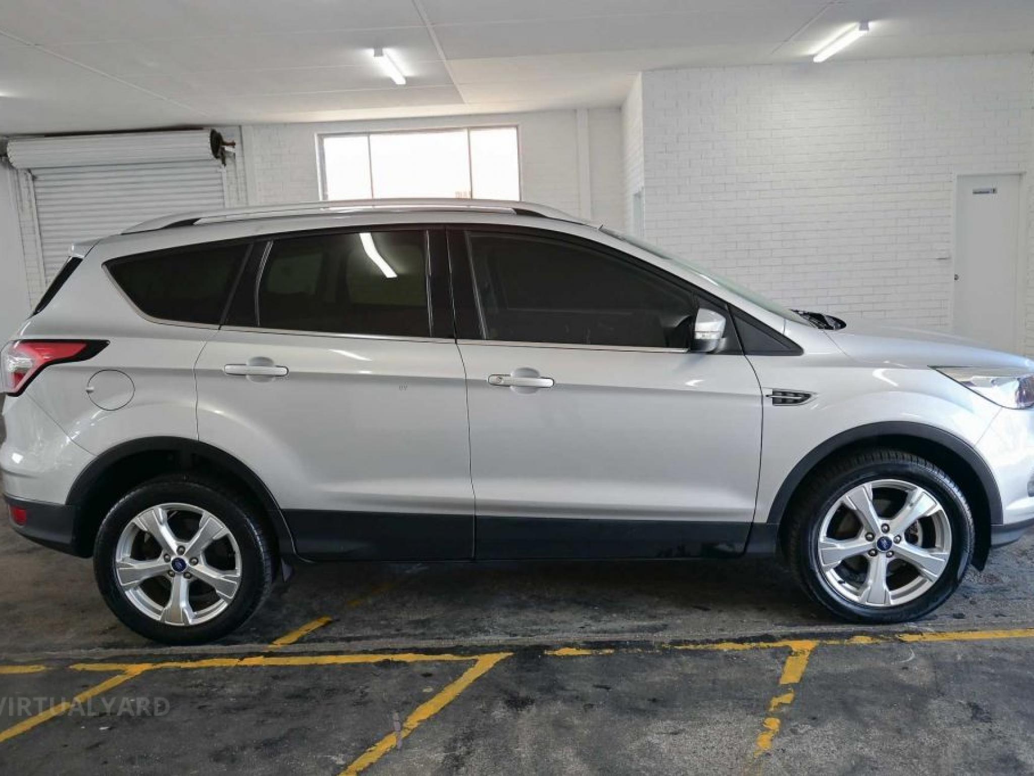 FORD ESCAPE