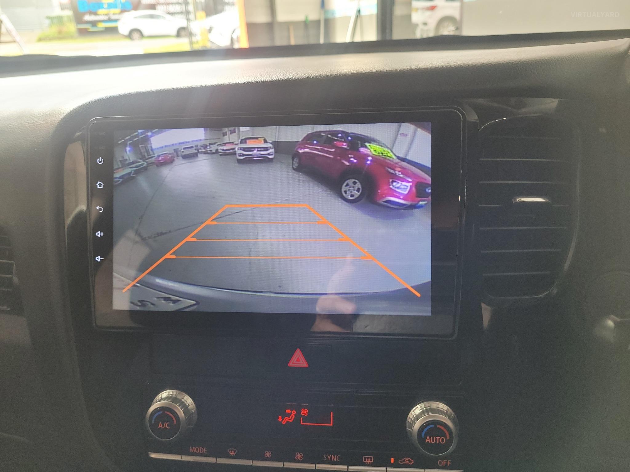 MITSUBISHI OUTLANDER 7 SEATER