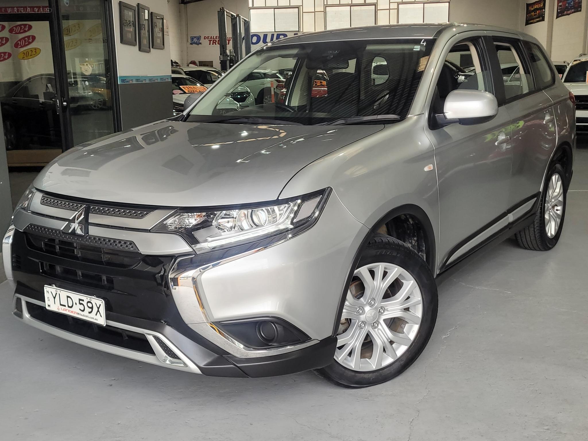 MITSUBISHI OUTLANDER 7 SEATER