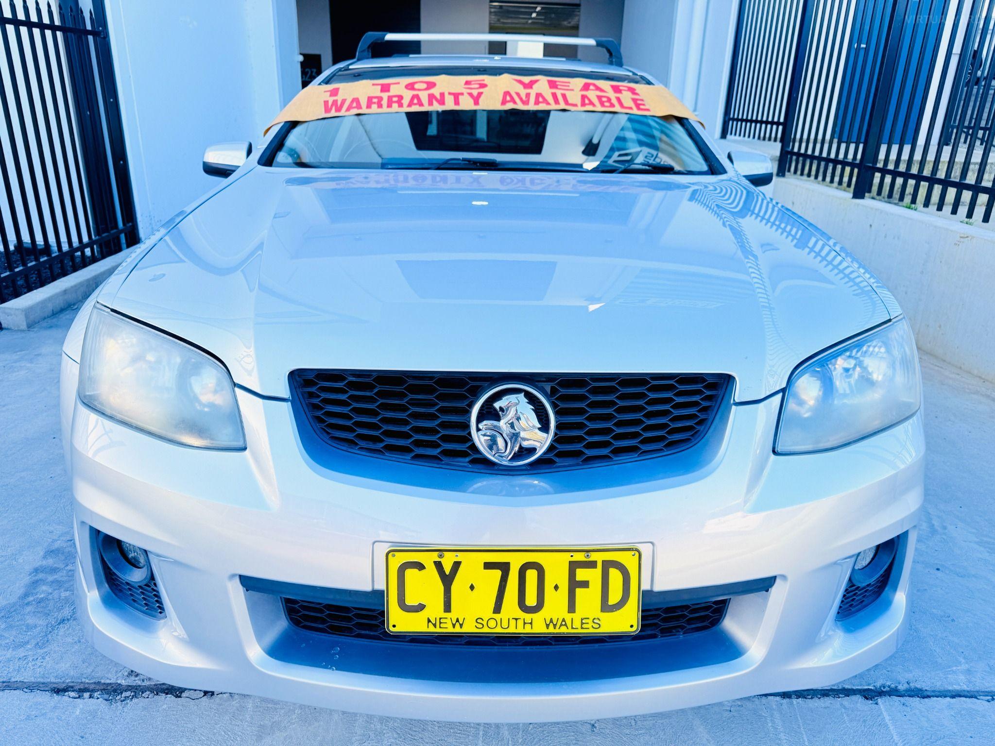 HOLDEN COMMODORE