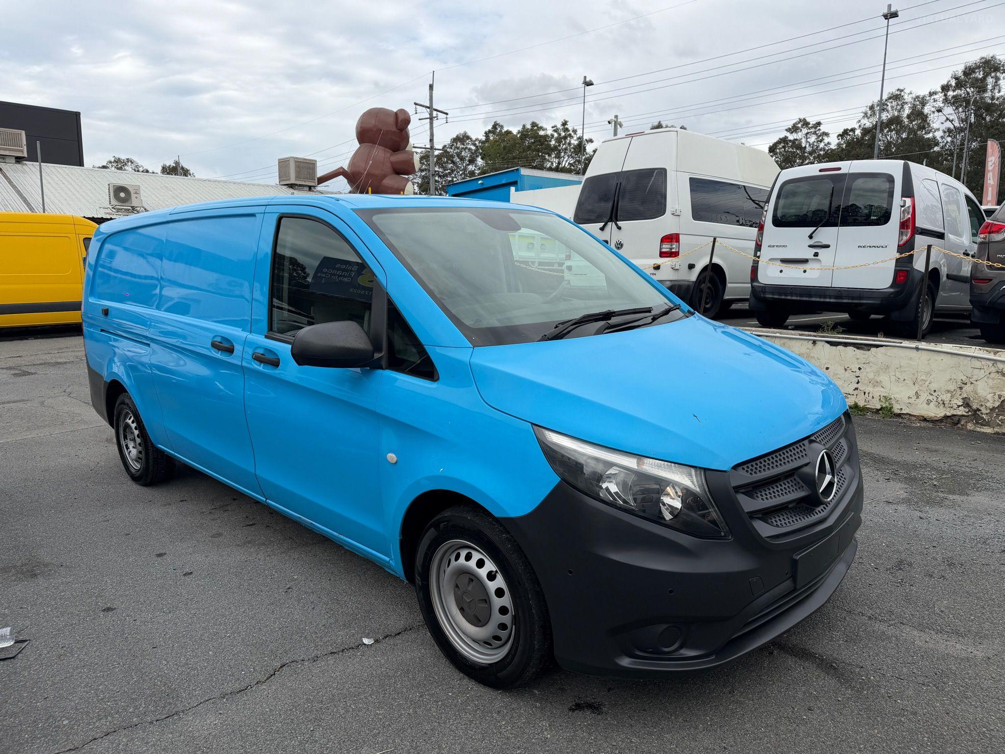 MERCEDES-BENZ VITO