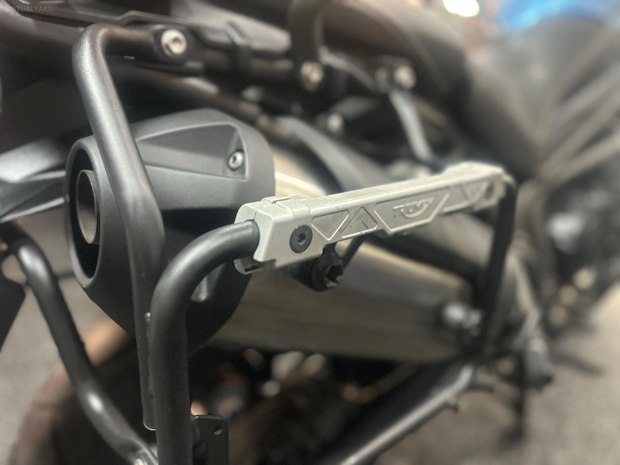 TRIUMPH TIGER XRX 800