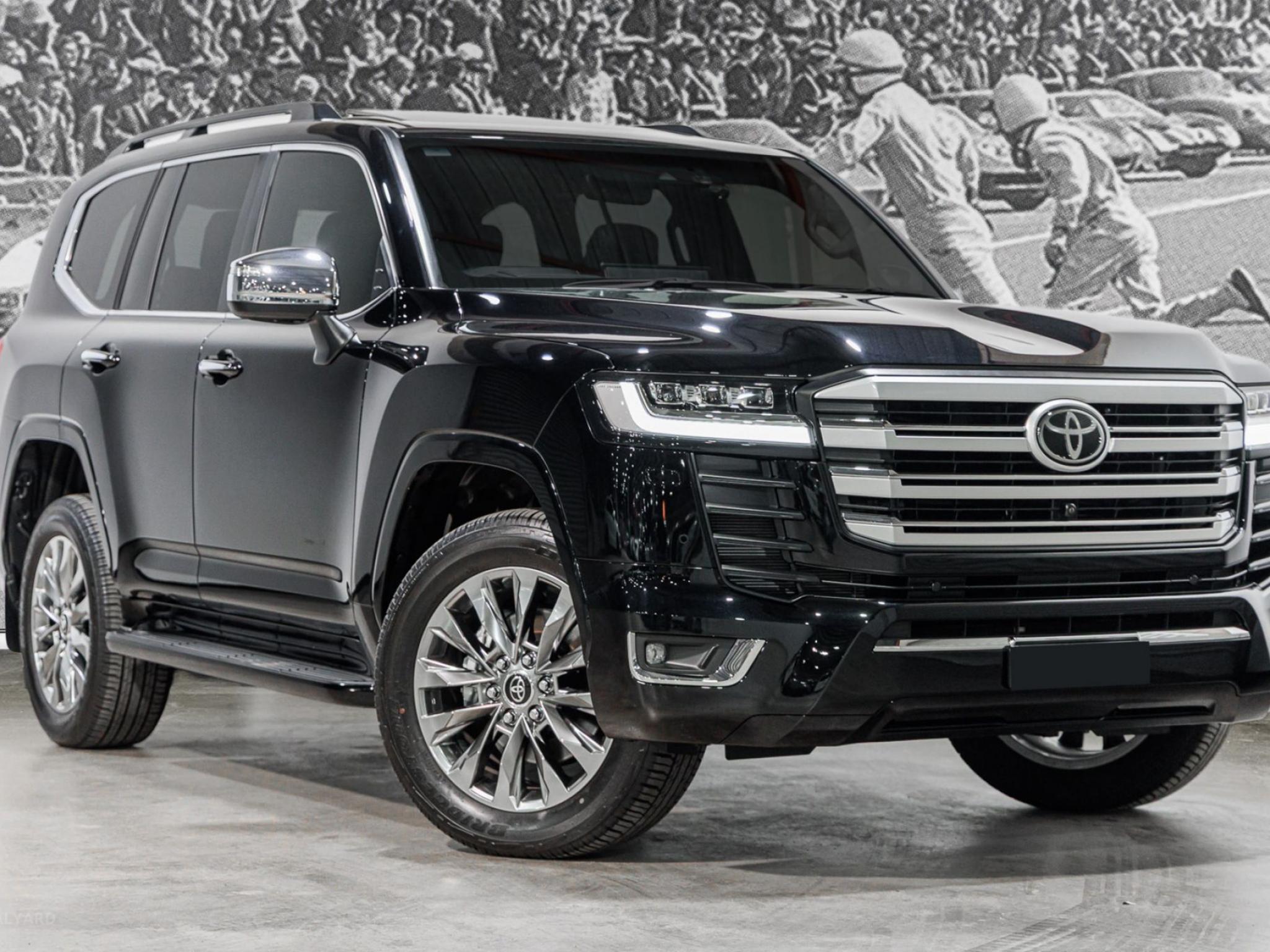 2022 TOYOTA LANDCRUISER LC300 SAHARA ZX (4x4) for sale in Plympton