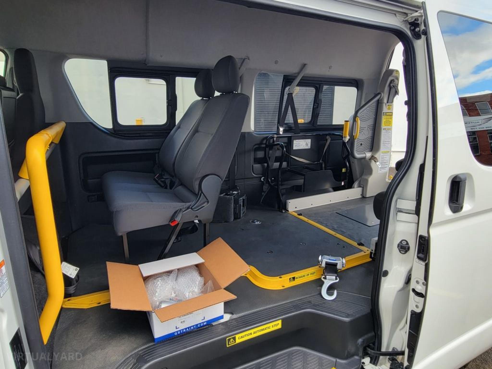 TOYOTA HIACE WELCAB