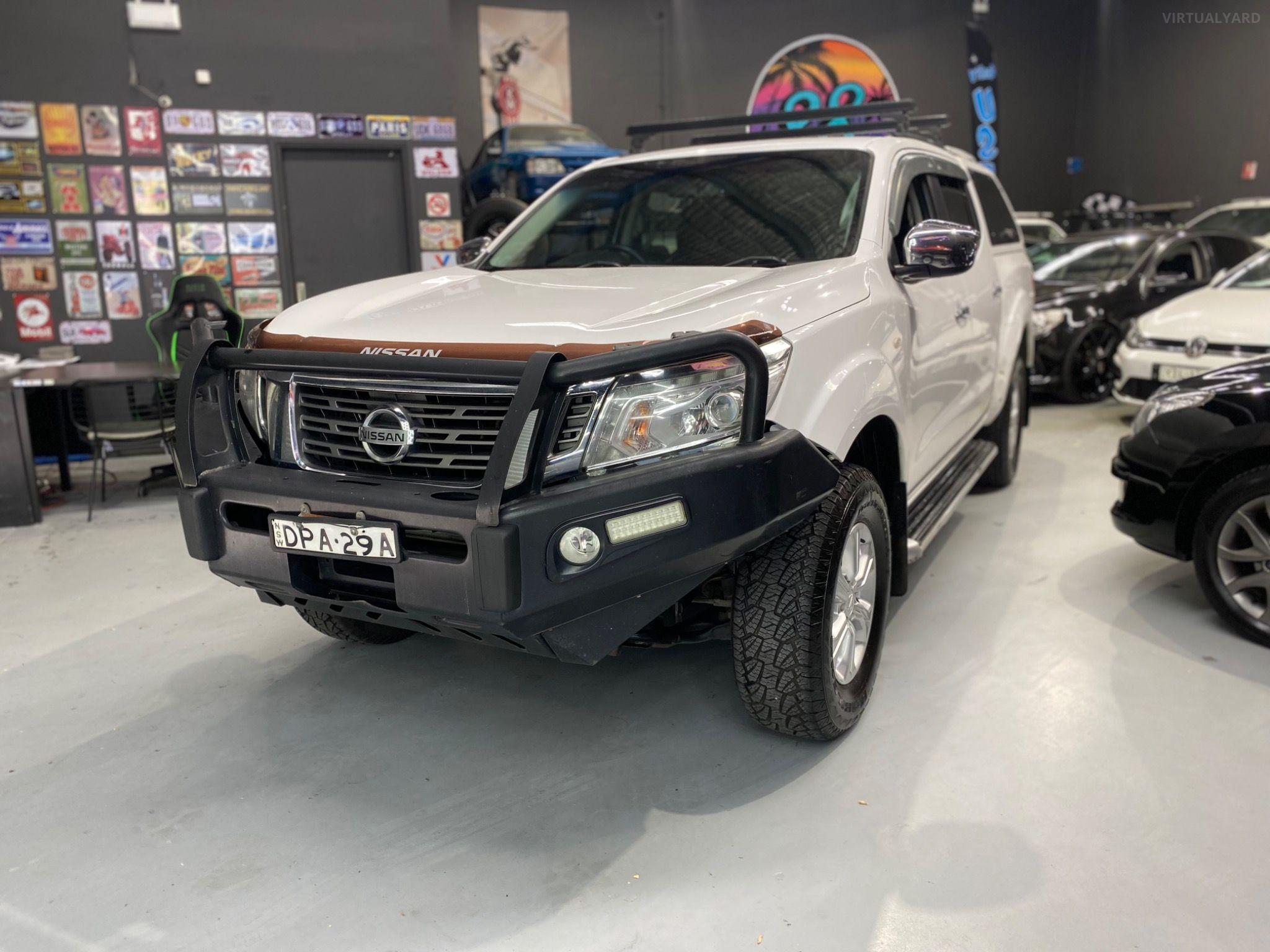 NISSAN NAVARA