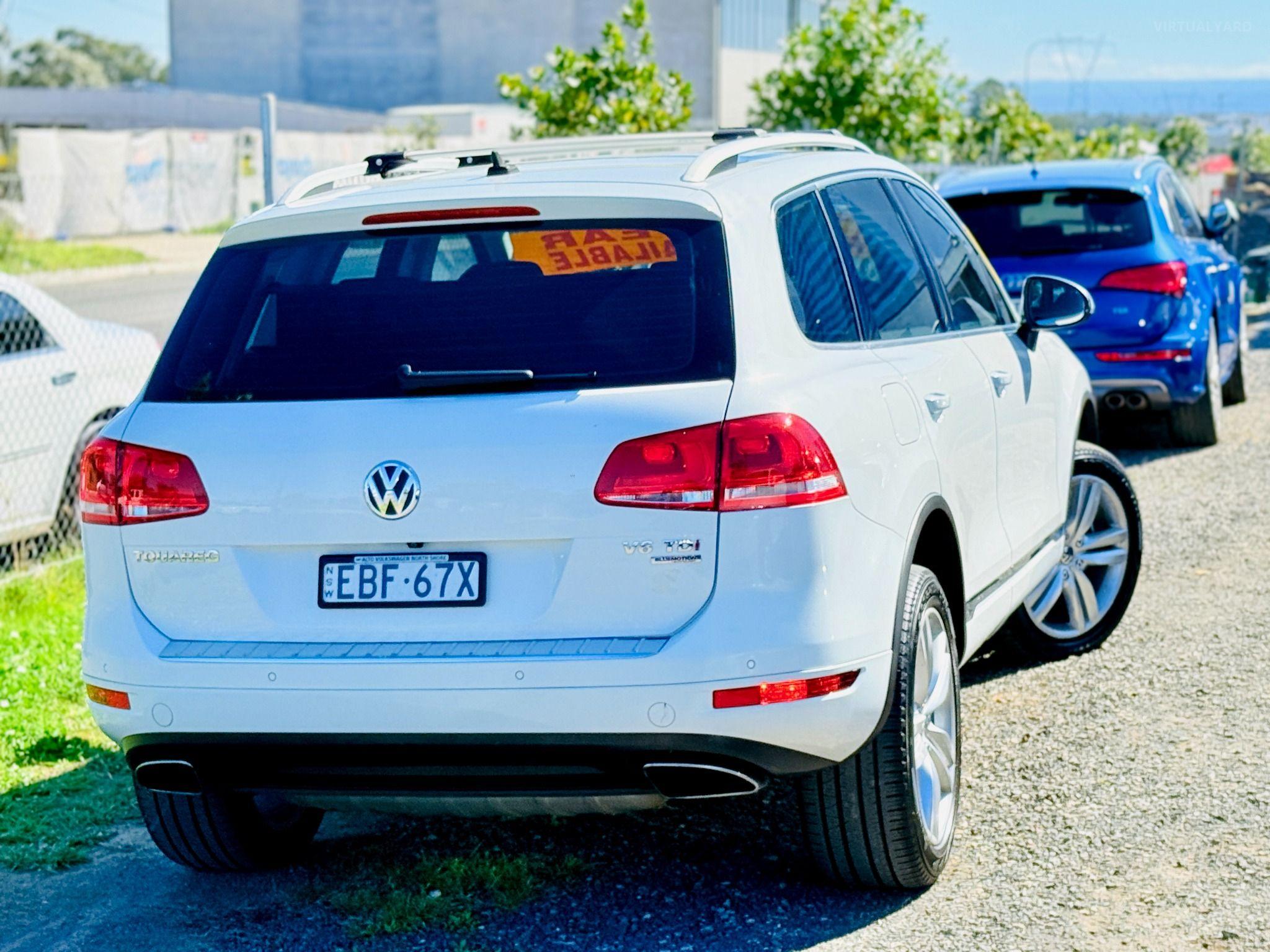 VOLKSWAGEN TOUAREG