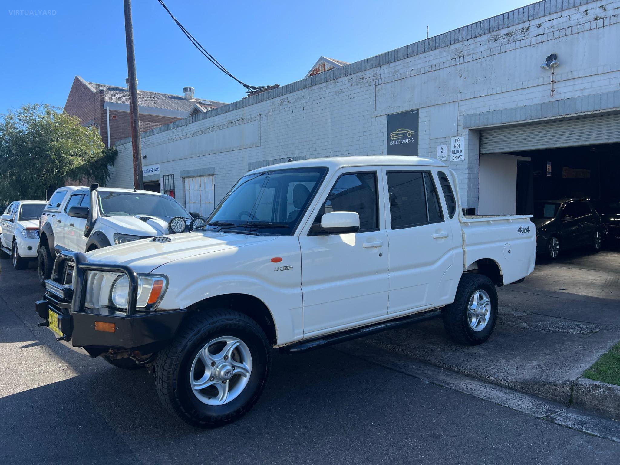 MAHINDRA PIK-UP