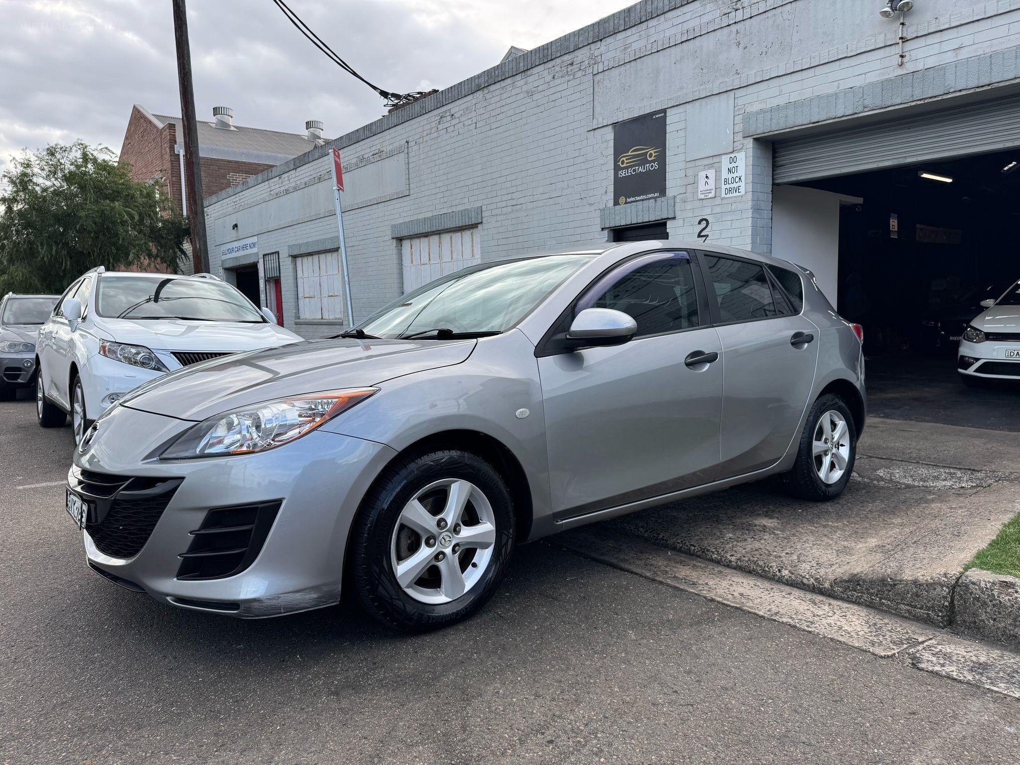 MAZDA MAZDA3