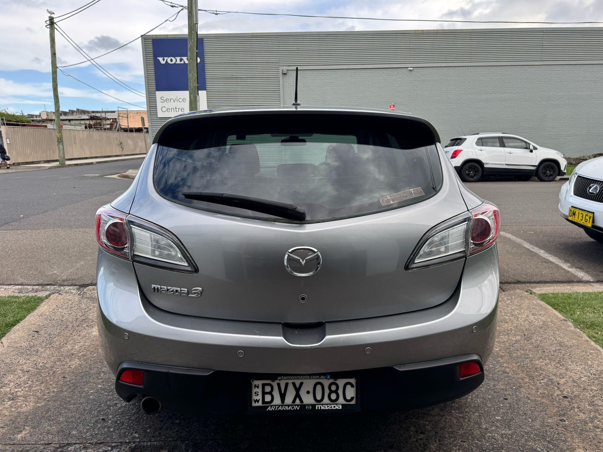 MAZDA MAZDA3