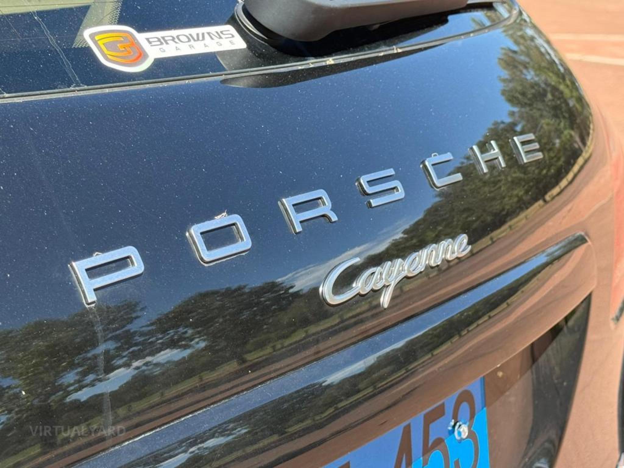PORSCHE CAYENNE