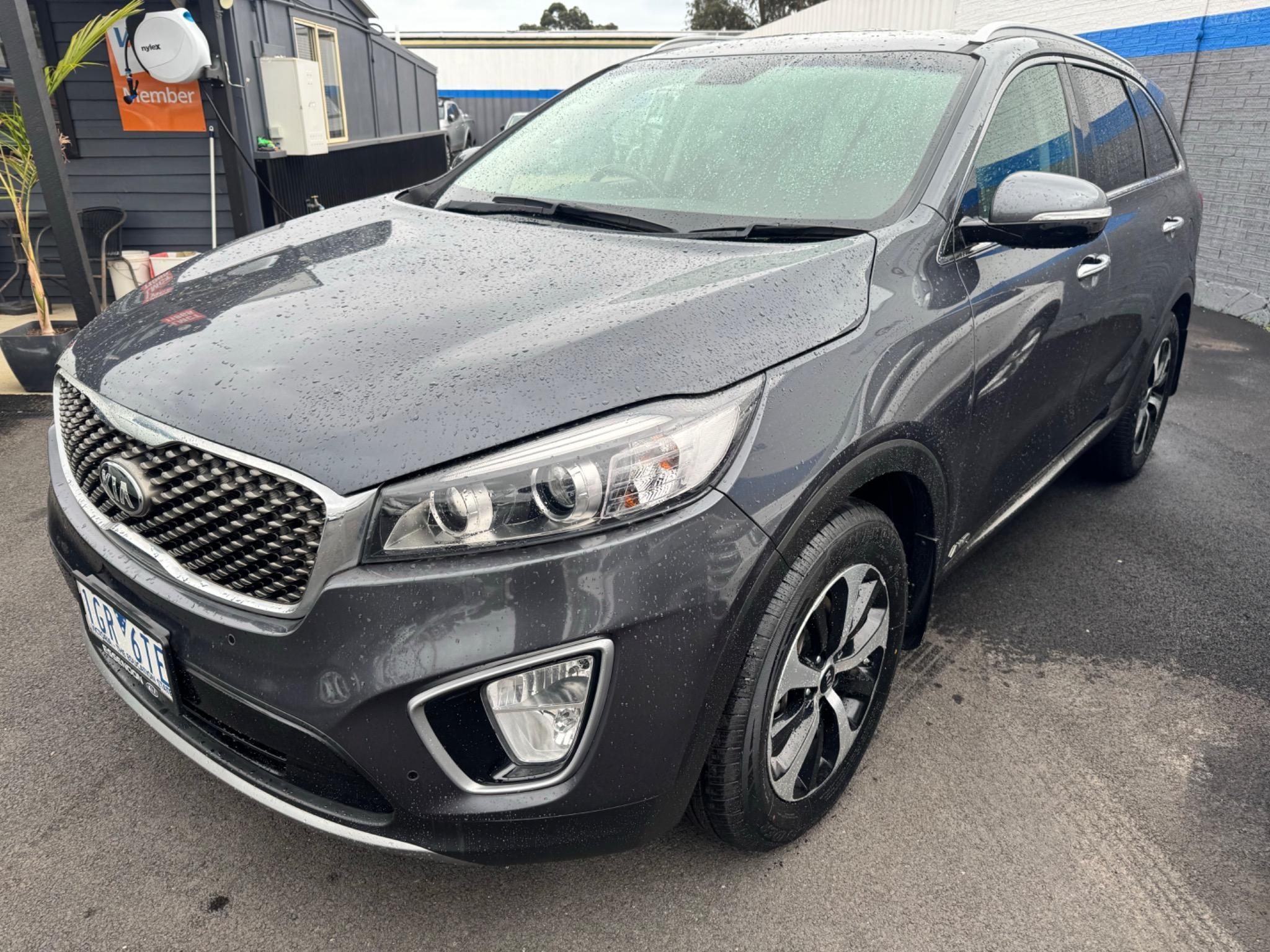KIA SORENTO