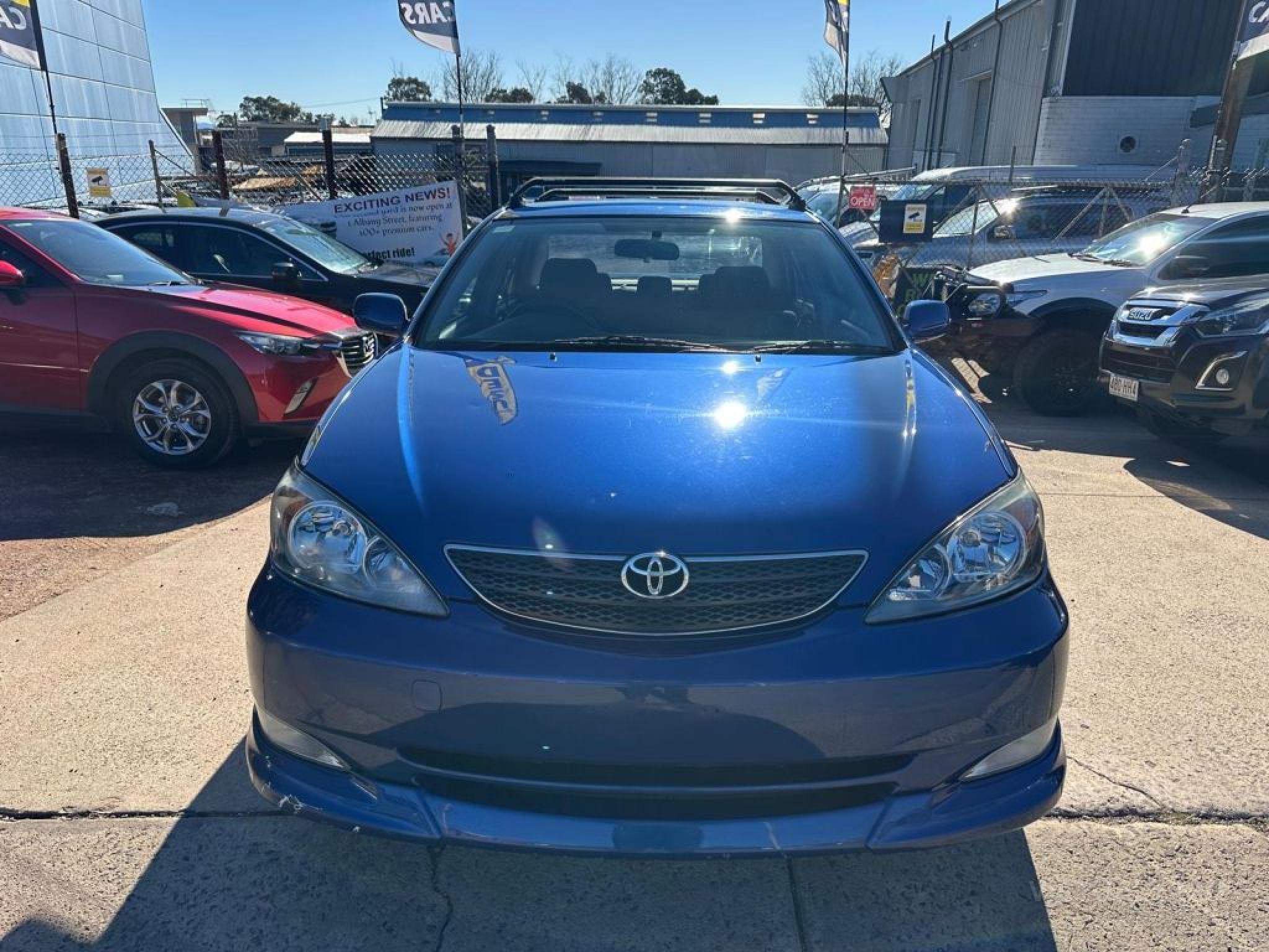 TOYOTA CAMRY