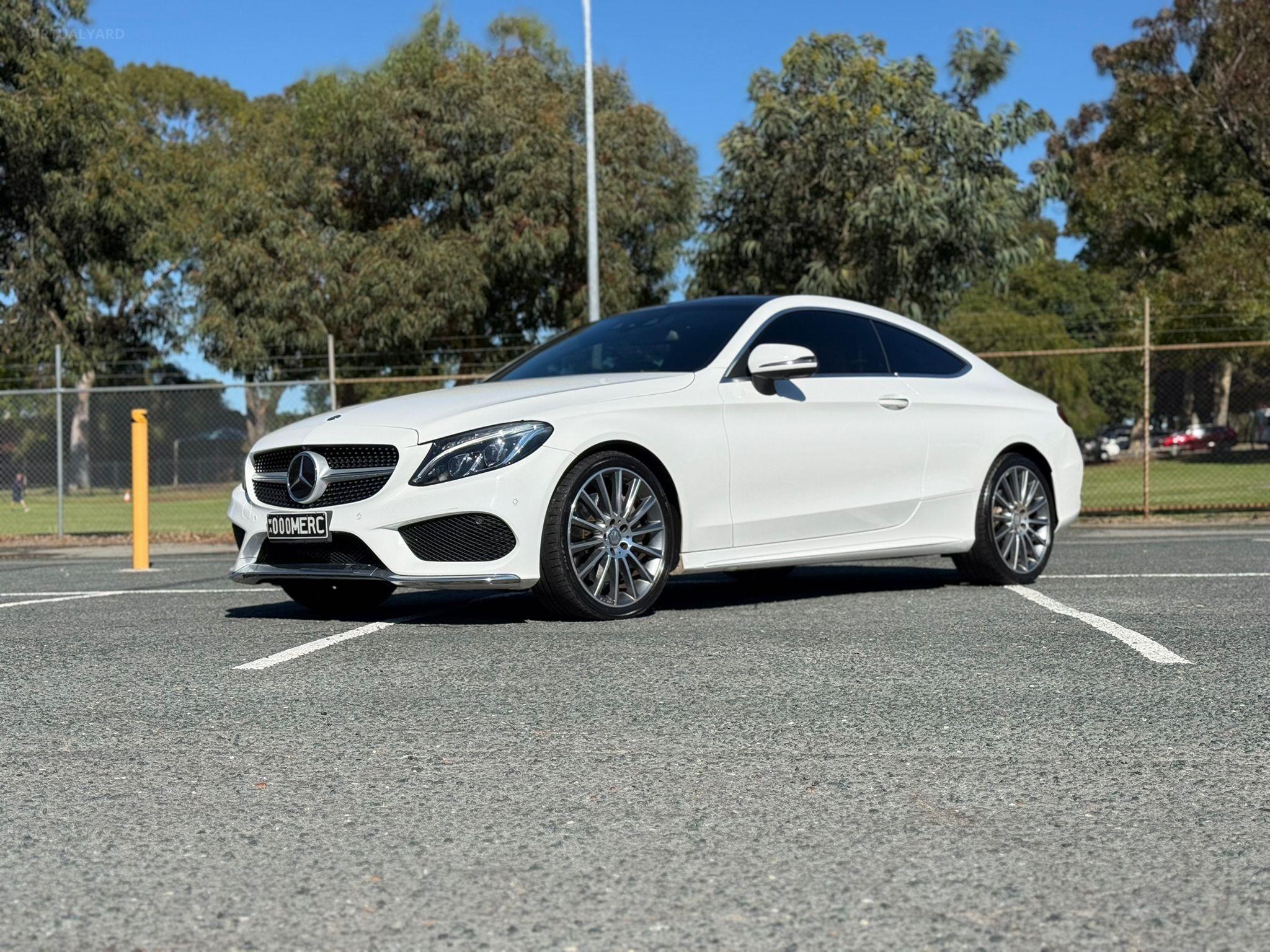 MERCEDES-BENZ C300