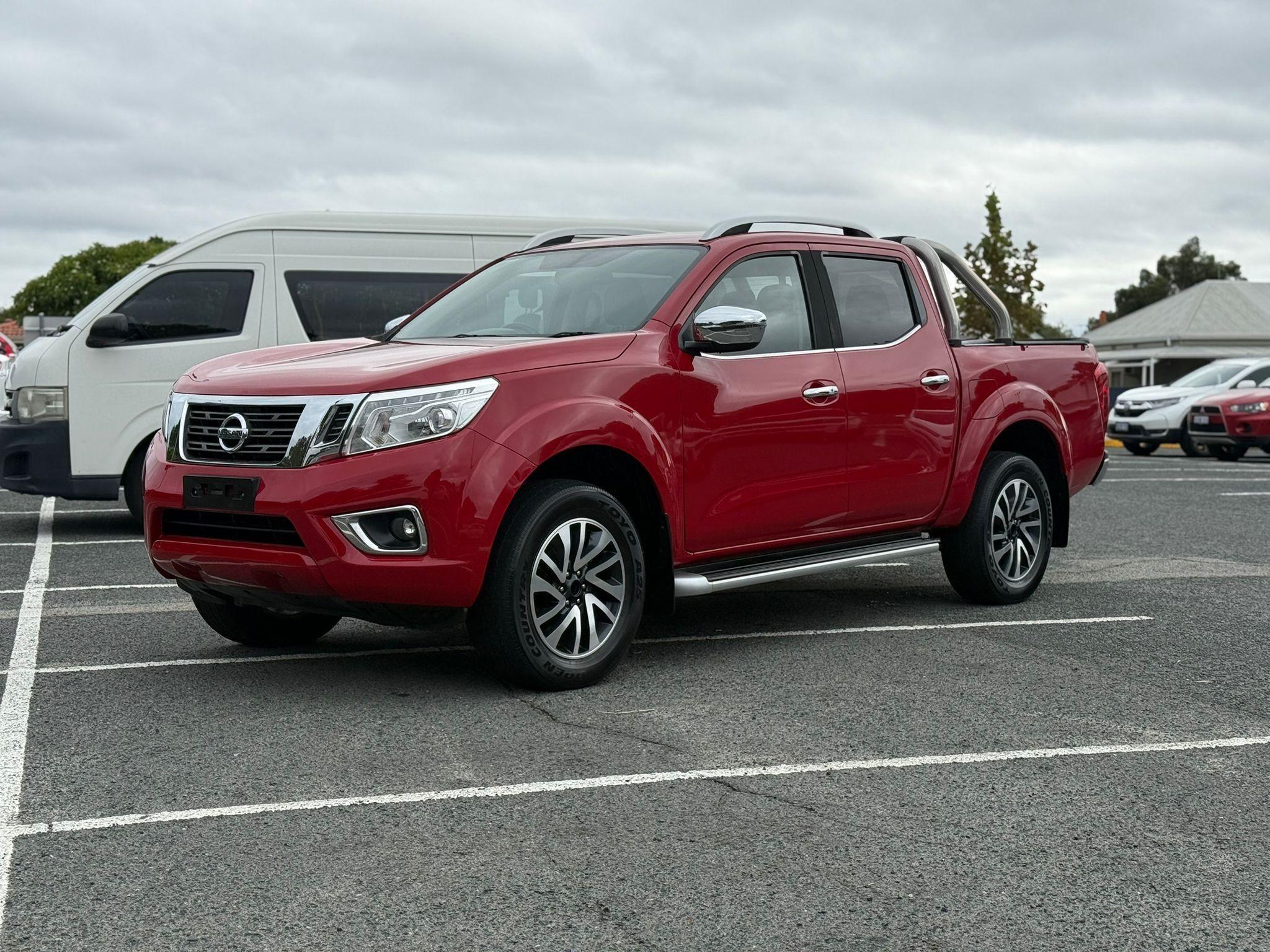 NISSAN NAVARA