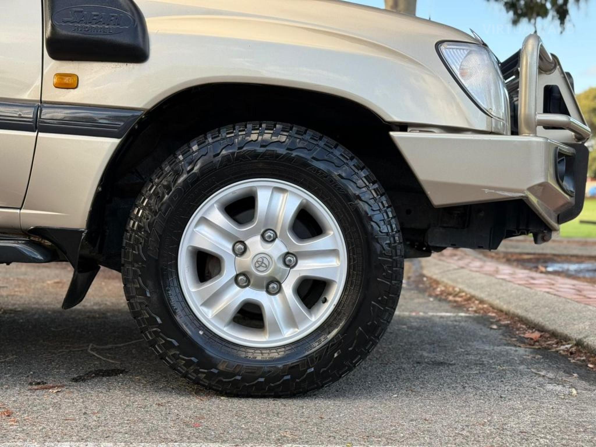TOYOTA LANDCRUISER