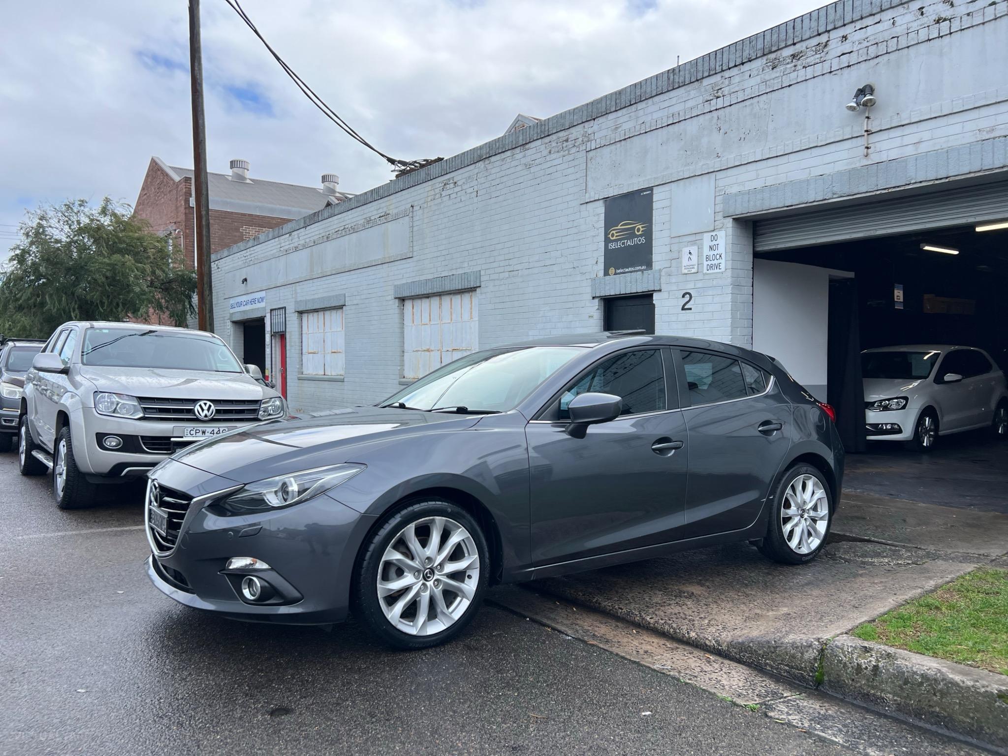 MAZDA MAZDA3
