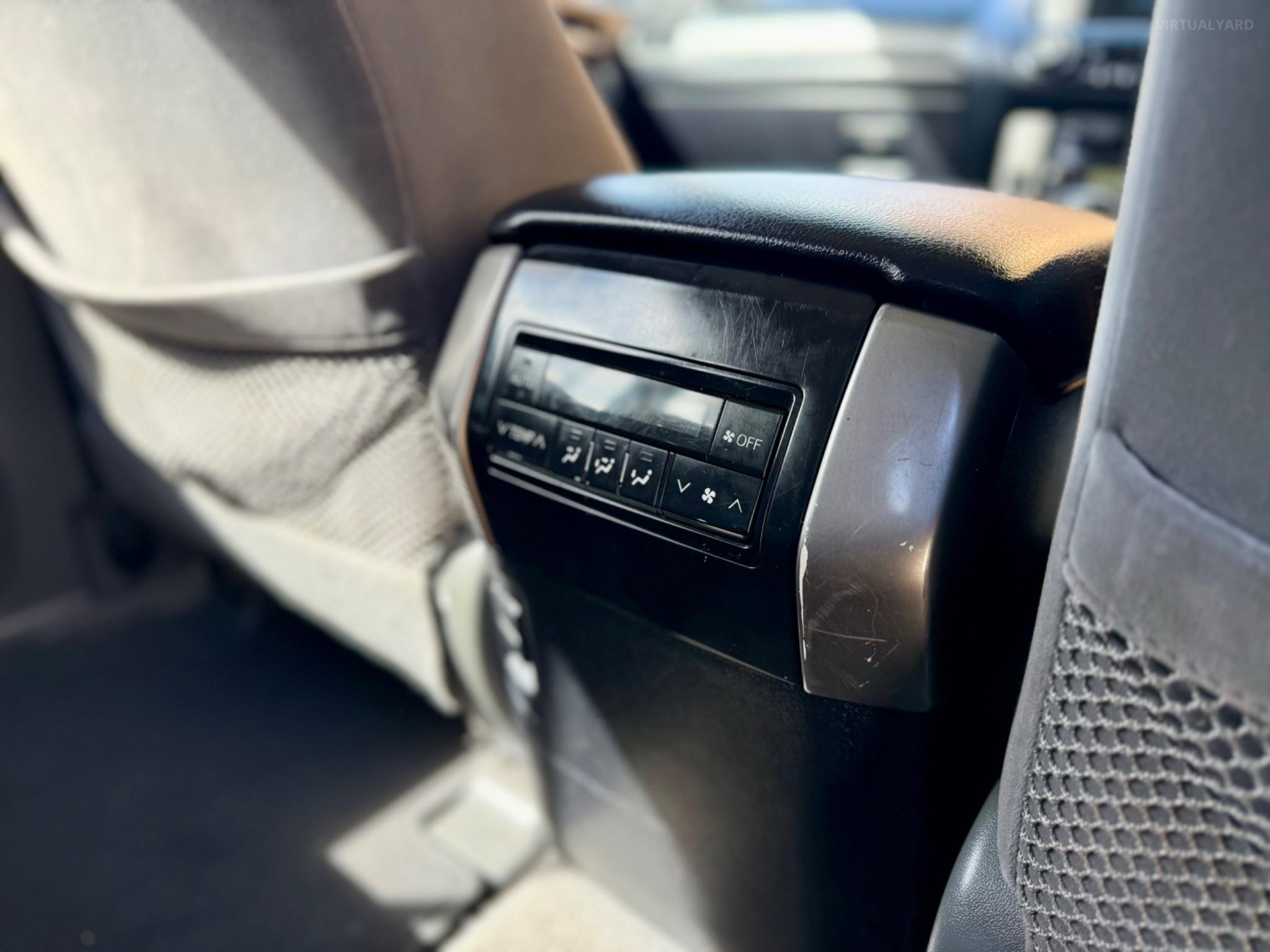 TOYOTA LANDCRUISER
