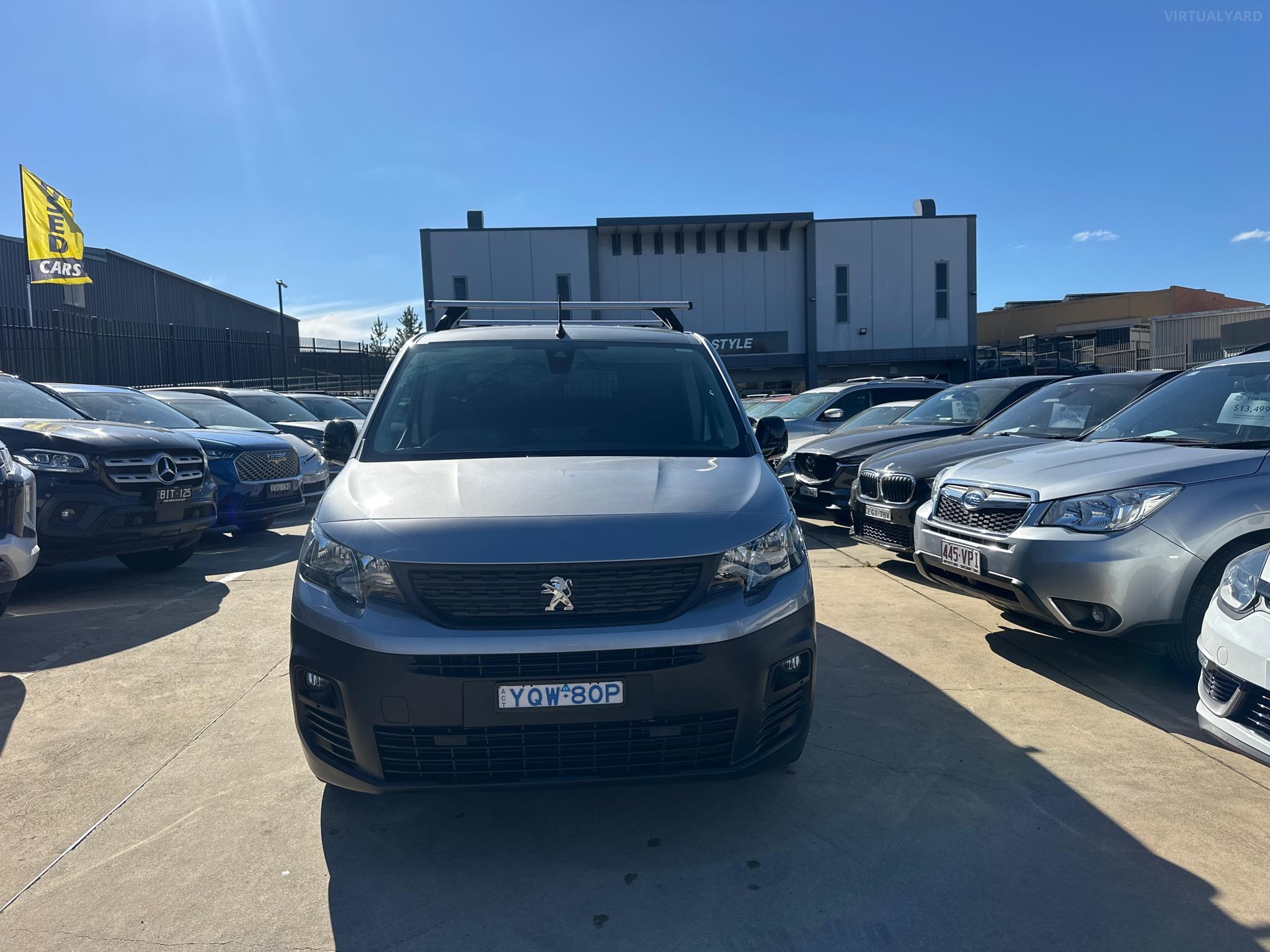 PEUGEOT e-PARTNER