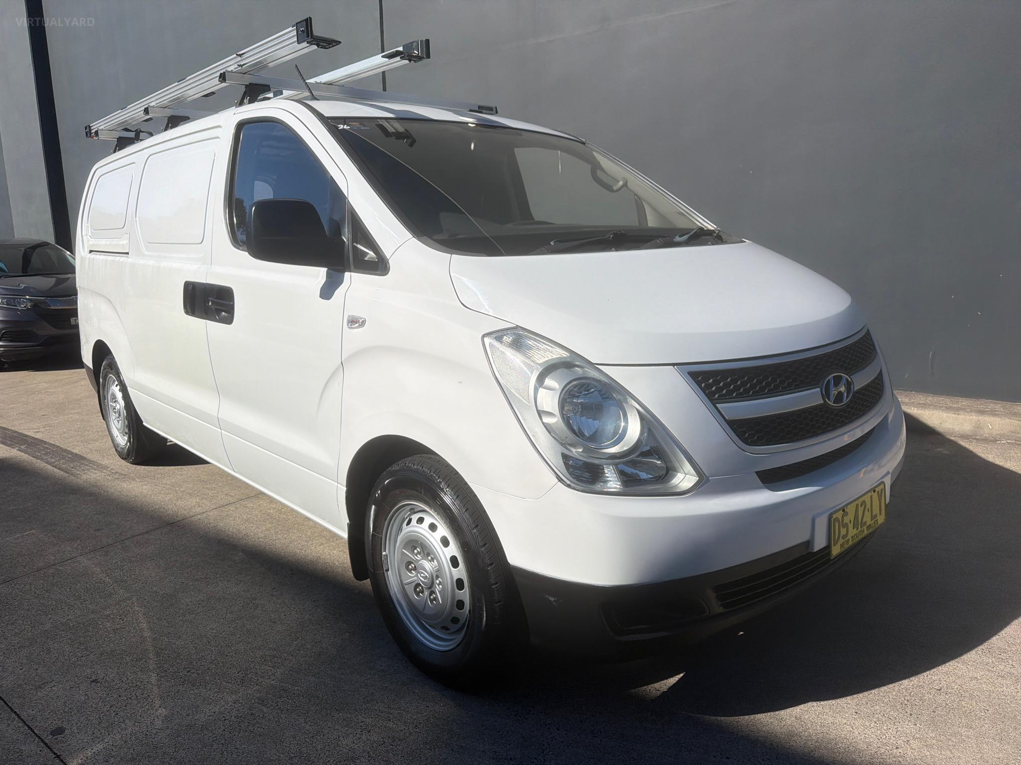 HYUNDAI ILOAD TQ2-V MY13 VAN 5DR MAN 6SP 1113KG 2.5DT image 9