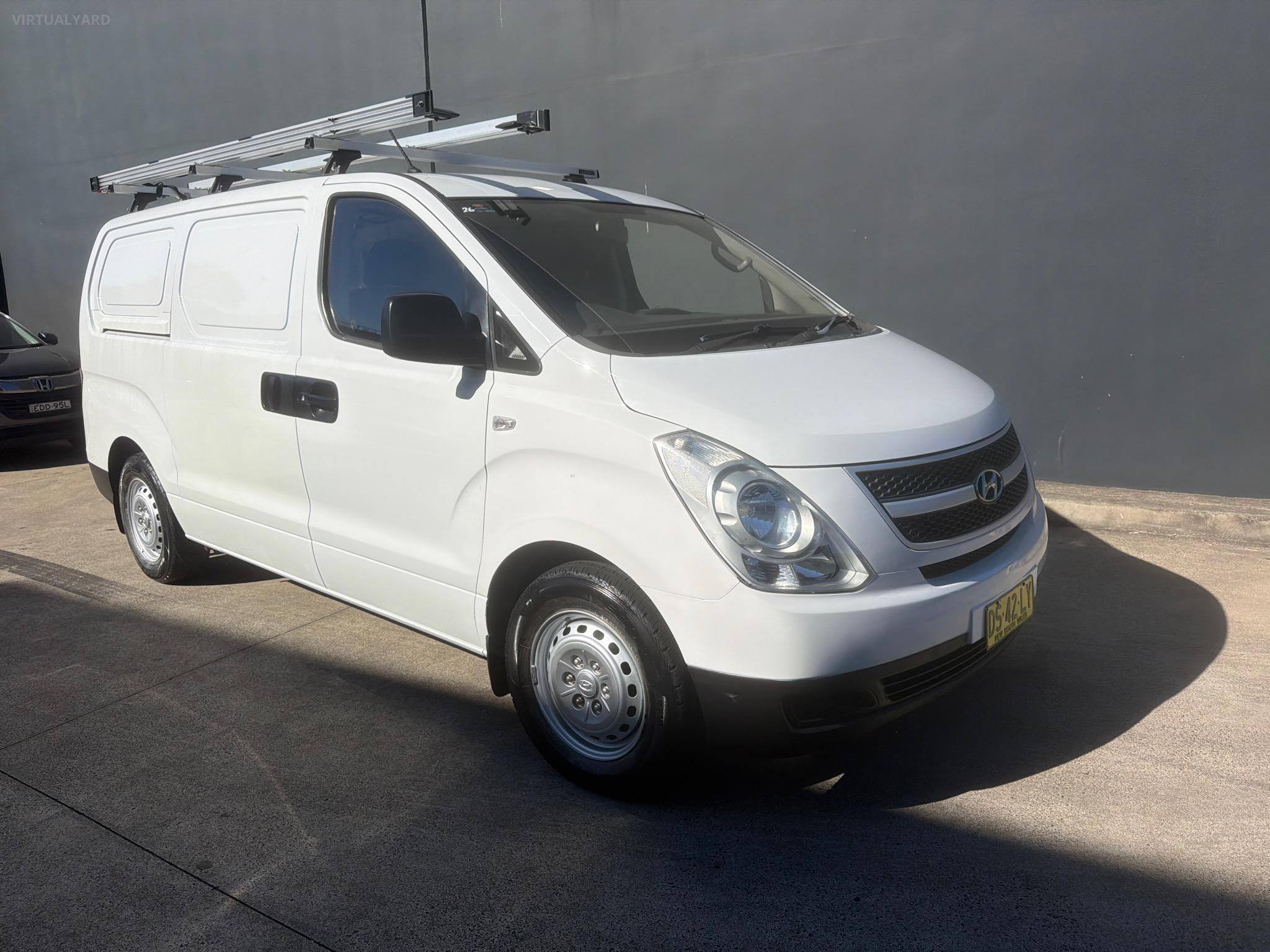 HYUNDAI ILOAD TQ2-V MY13 VAN 5DR MAN 6SP 1113KG 2.5DT