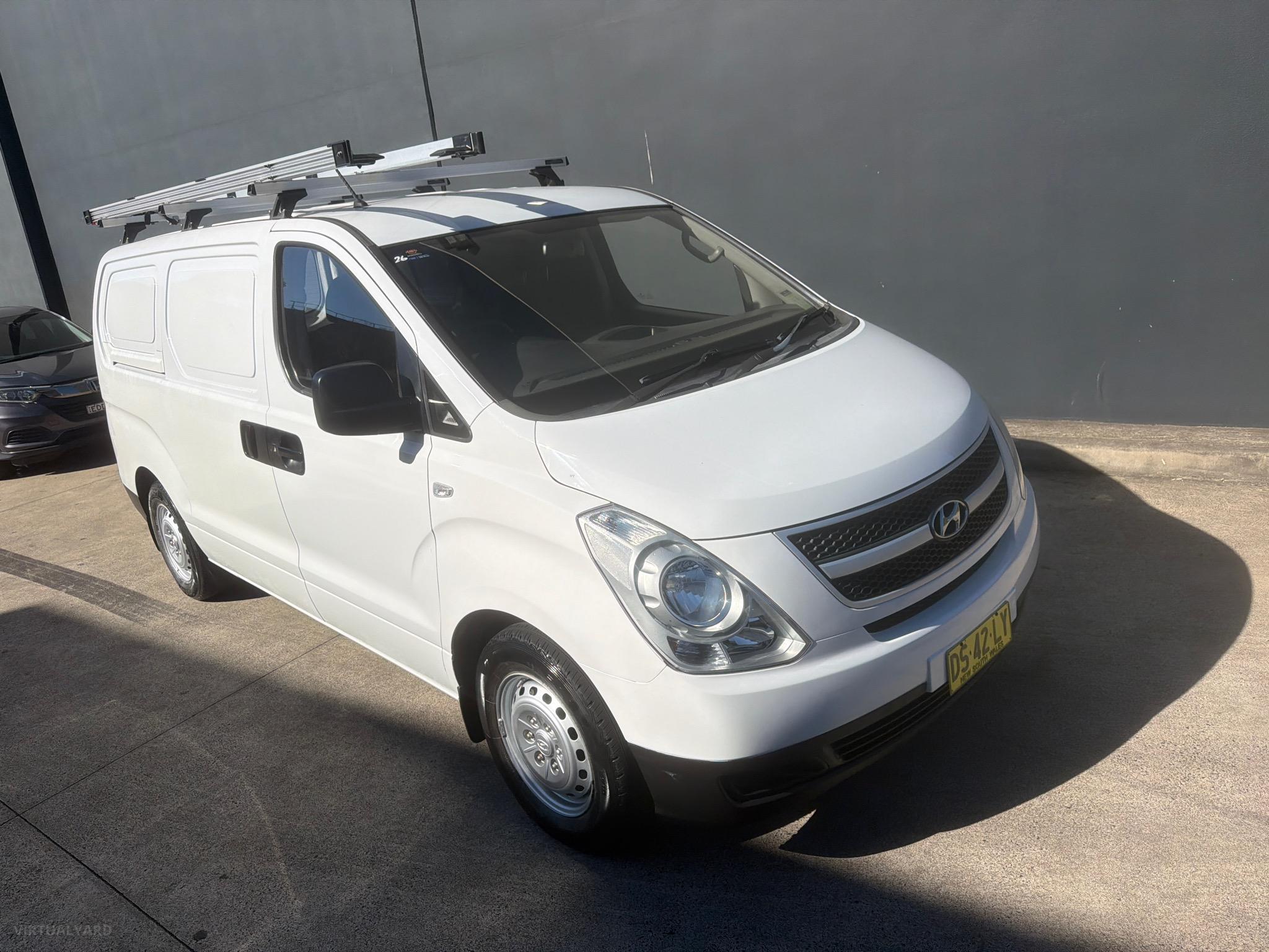 HYUNDAI ILOAD TQ2-V MY13 VAN 5DR MAN 6SP 1113KG 2.5DT image 20