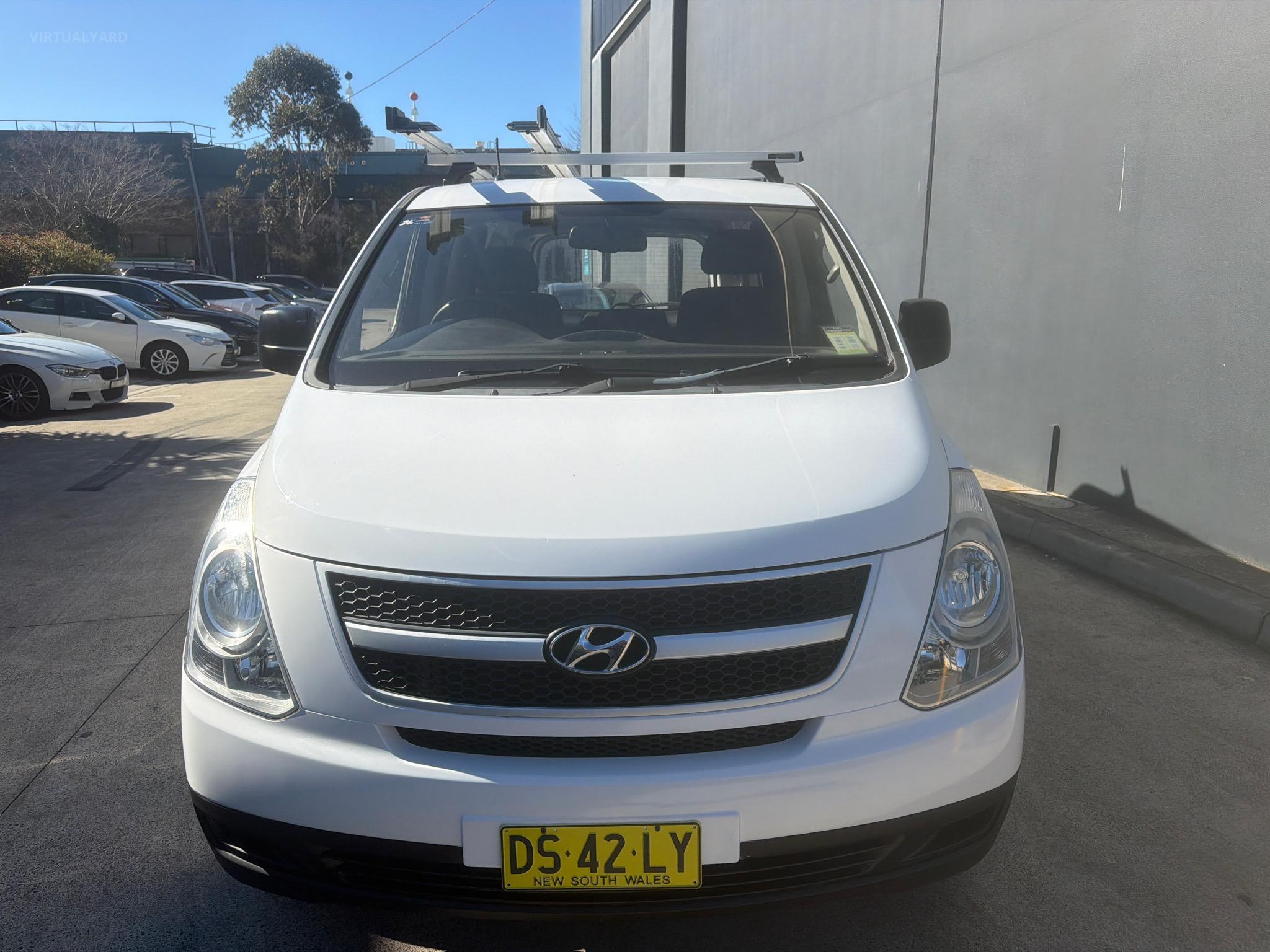 HYUNDAI ILOAD TQ2-V MY13 VAN 5DR MAN 6SP 1113KG 2.5DT image 6