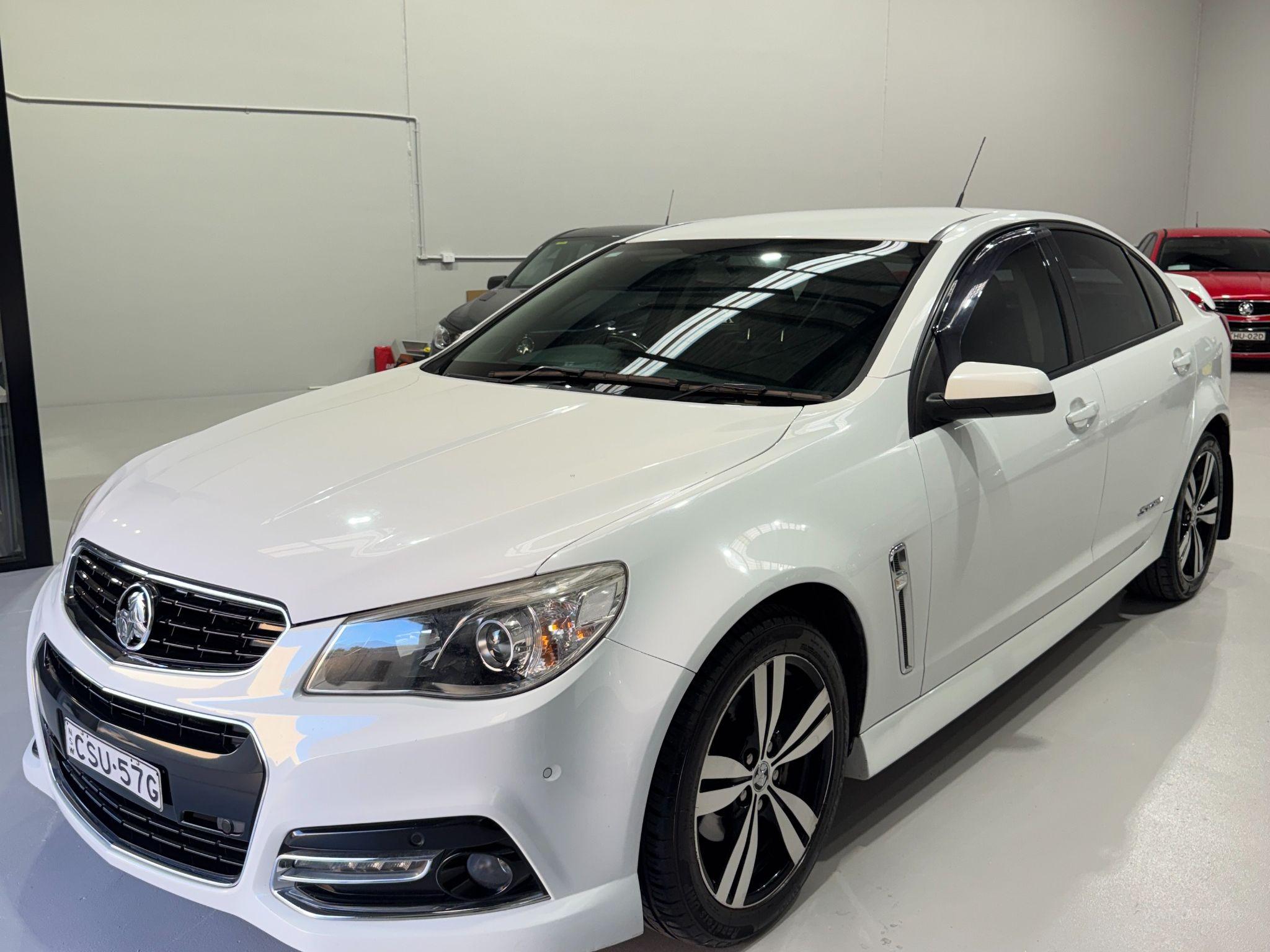 HOLDEN COMMODORE