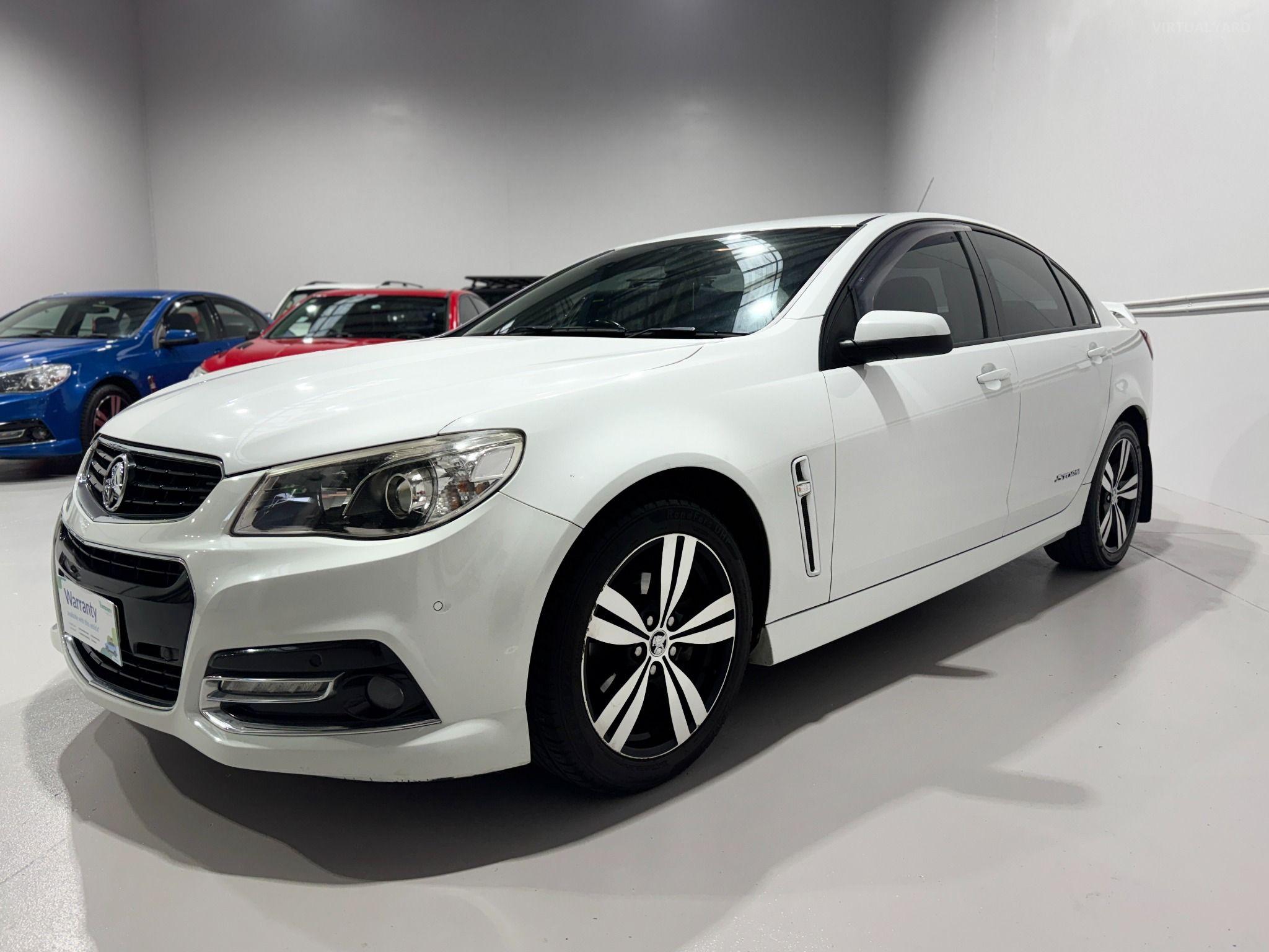 HOLDEN COMMODORE