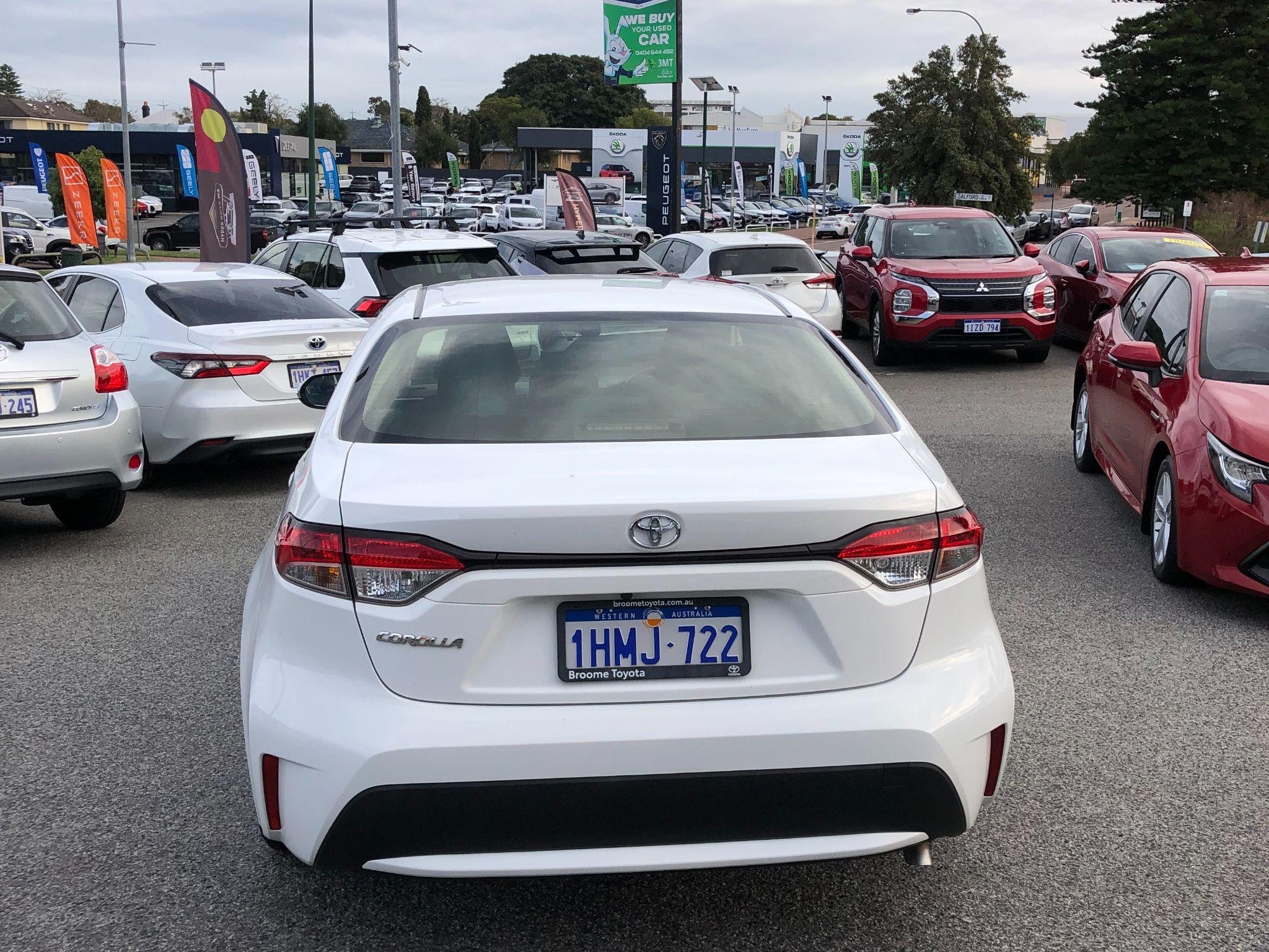 TOYOTA COROLLA