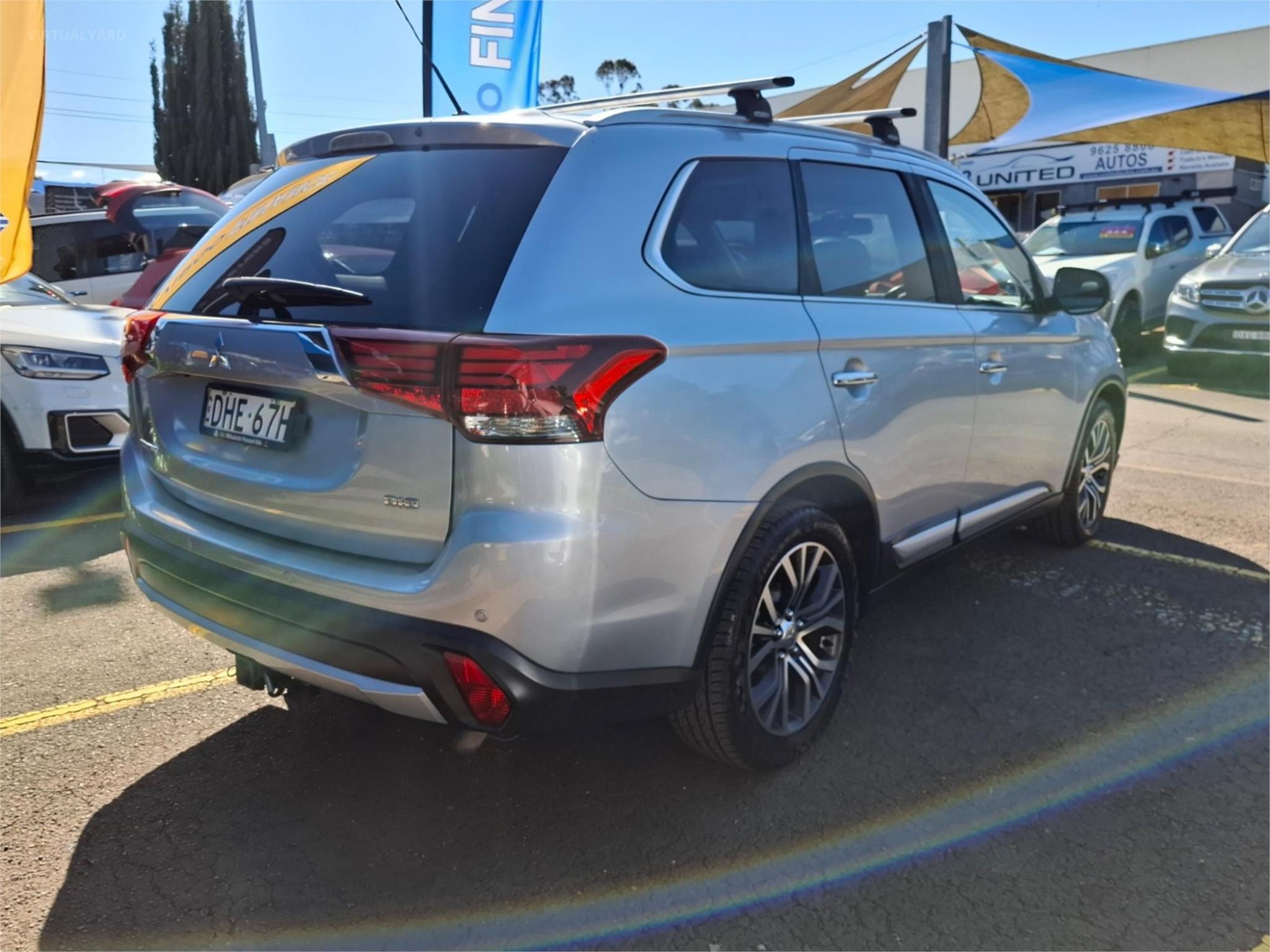 2016 MITSUBISHI OUTLANDER ZK EXCEED WAGON 7ST 5DR SPTS AUTO 6SP 4WD 2.2DT [MY16] image 7
