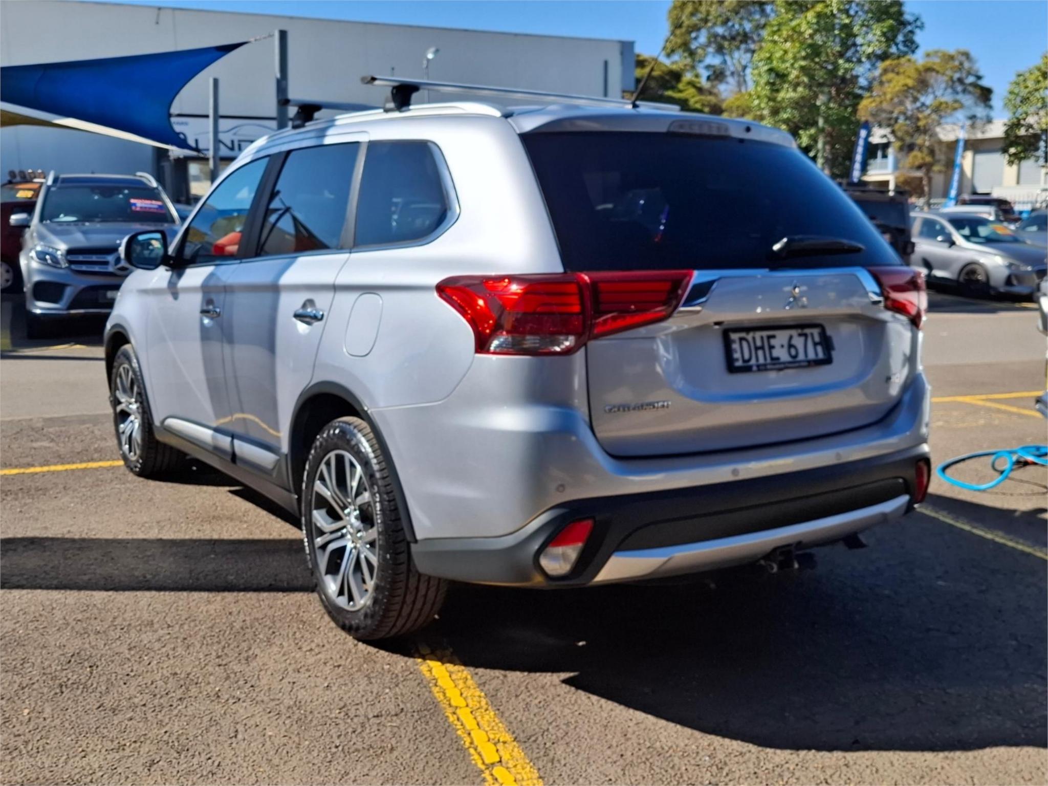 2016 MITSUBISHI OUTLANDER ZK EXCEED WAGON 7ST 5DR SPTS AUTO 6SP 4WD 2.2DT [MY16] image 5