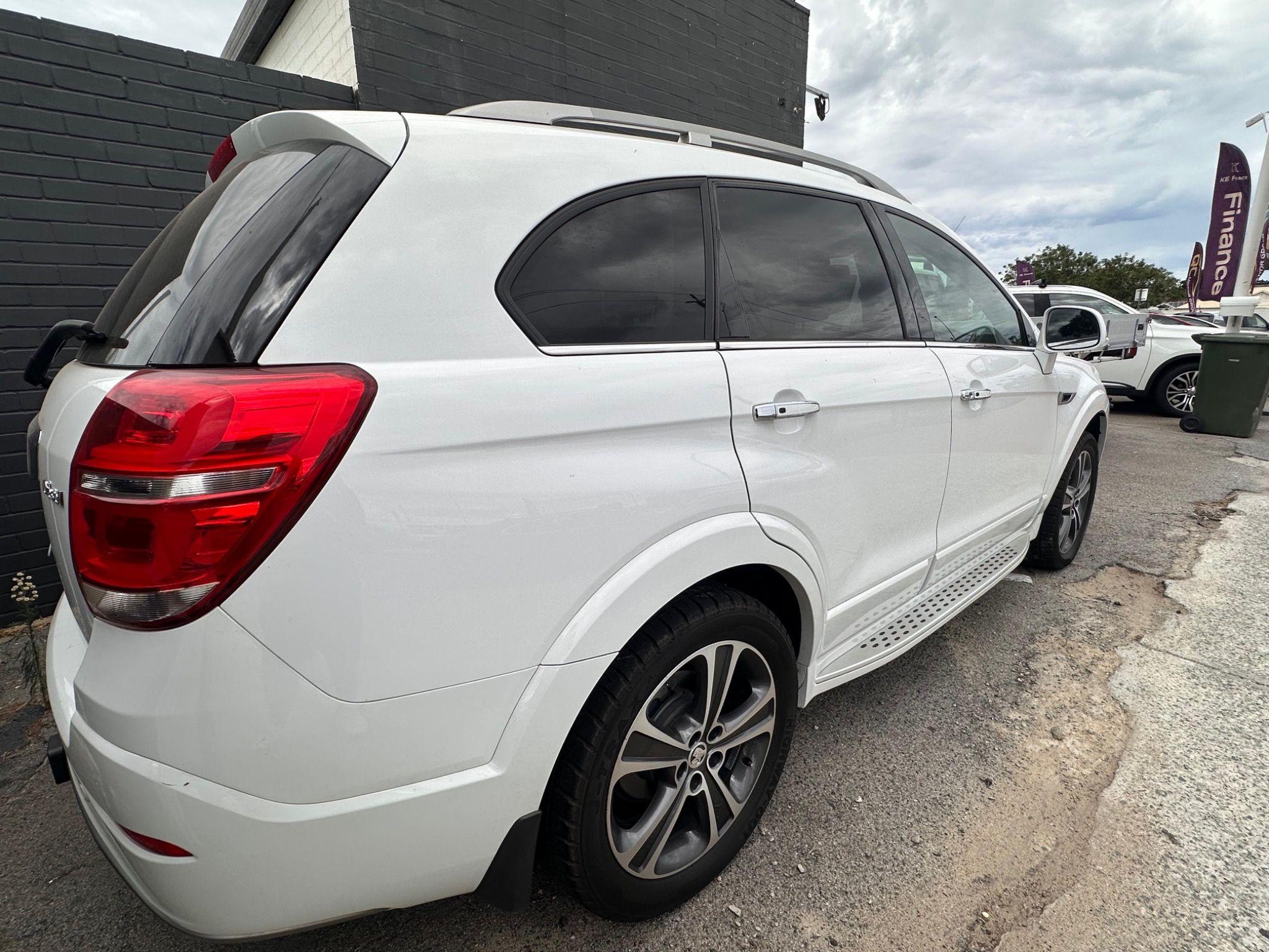HOLDEN CAPTIVA