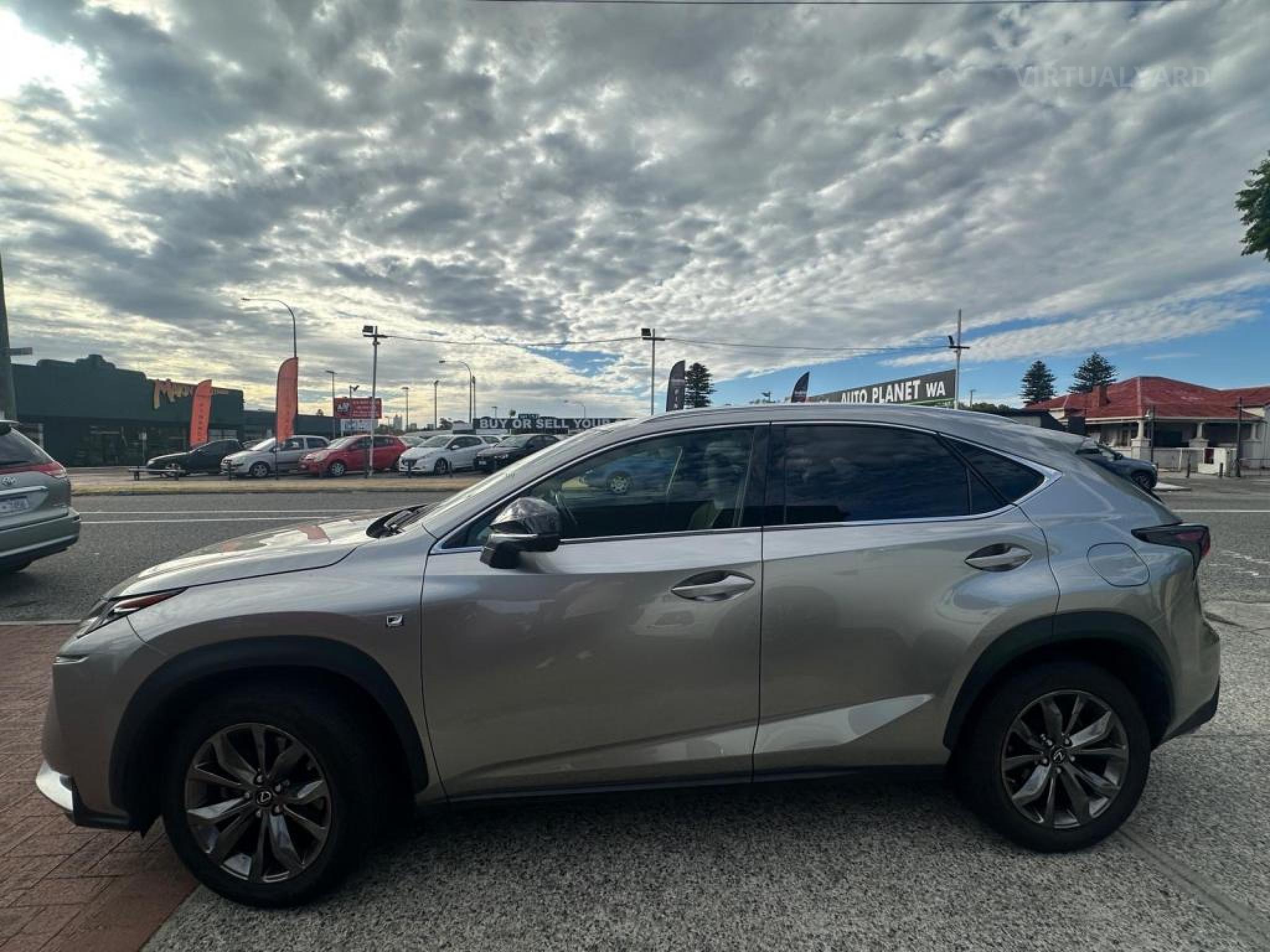 LEXUS NX200t