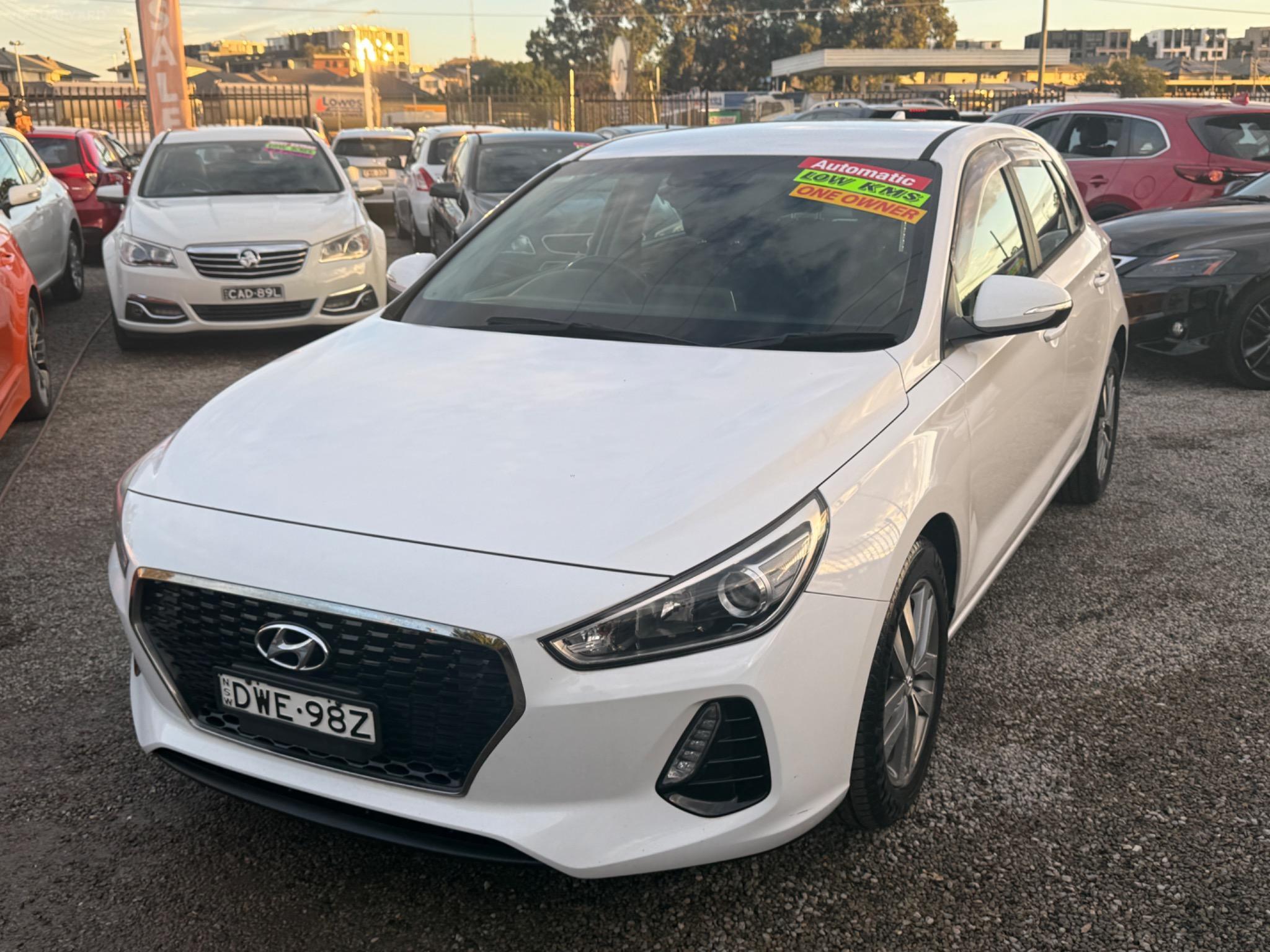 HYUNDAI i30