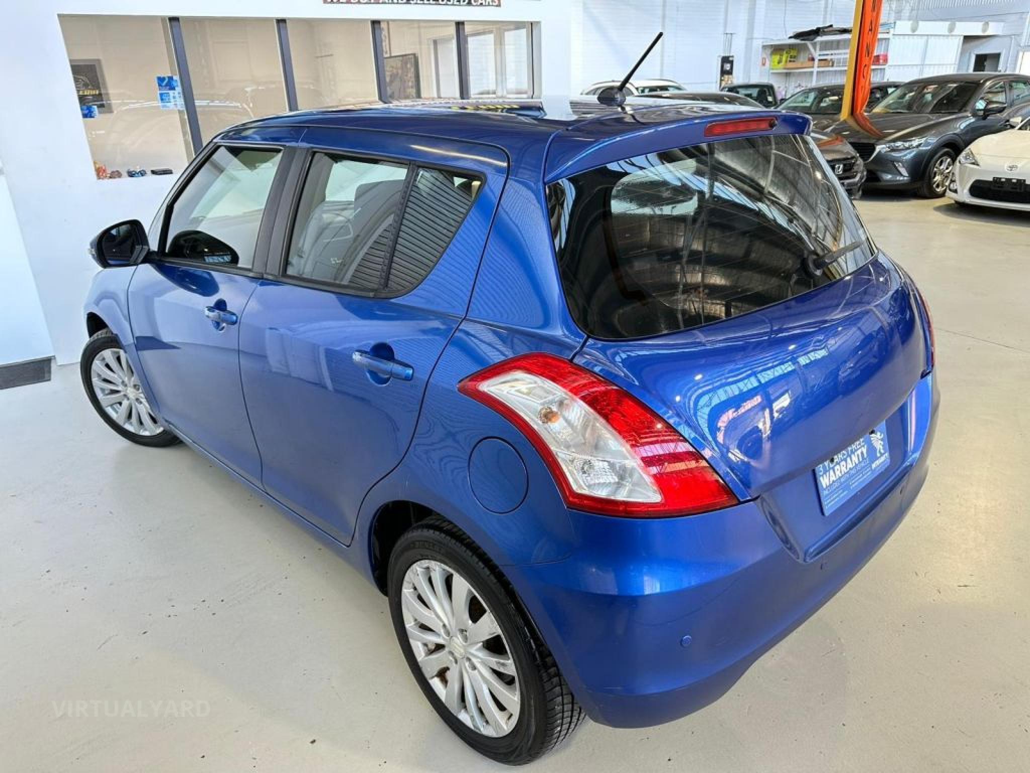 SUZUKI SWIFT
