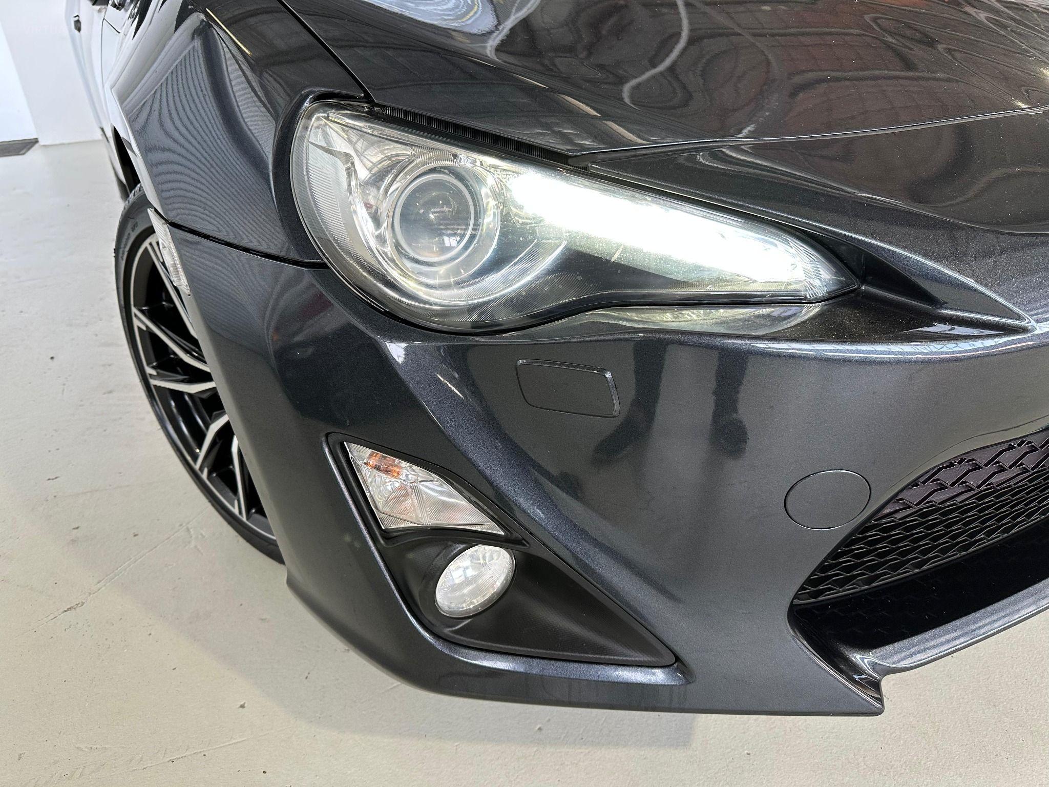 TOYOTA 86