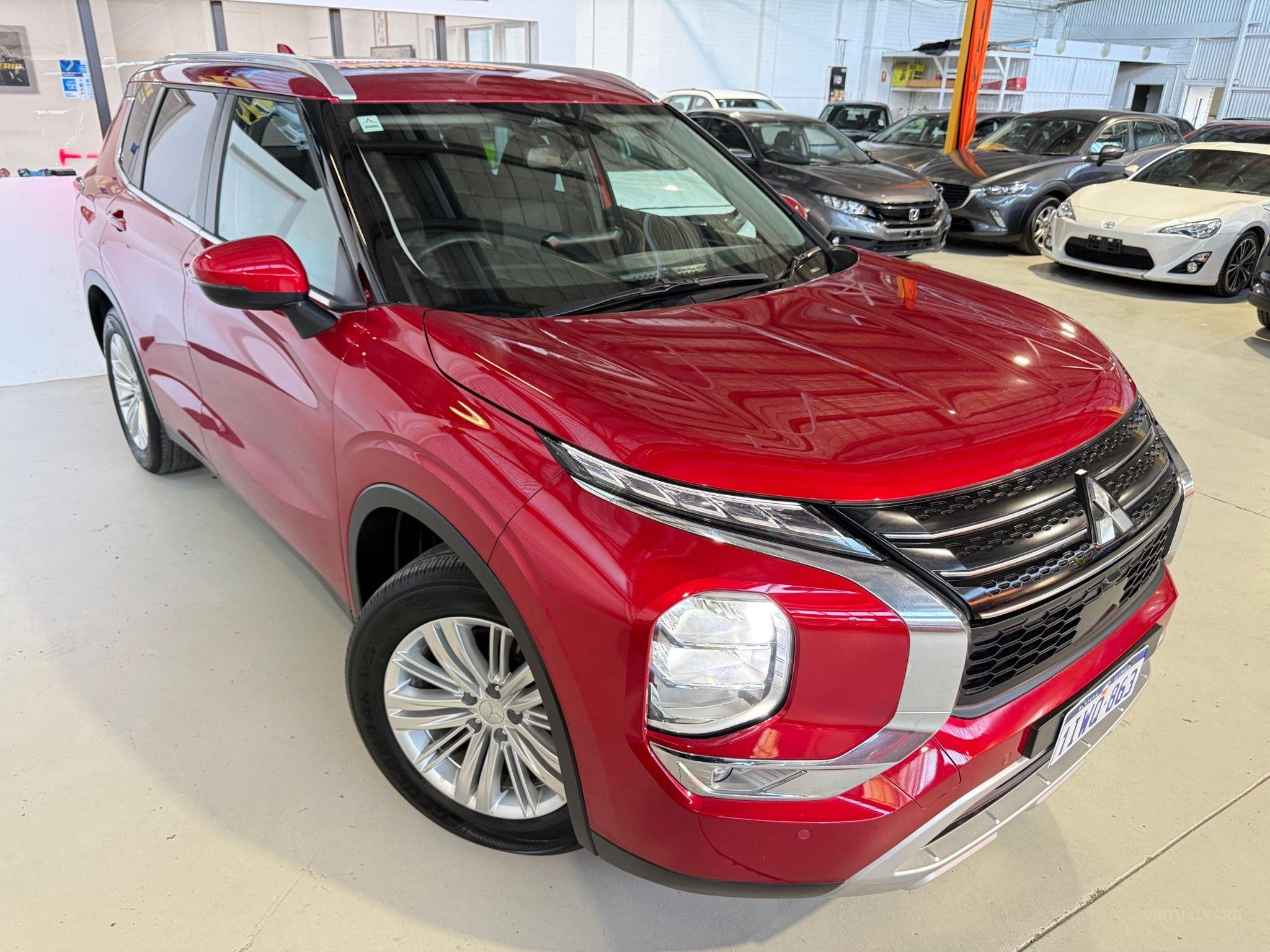MITSUBISHI OUTLANDER