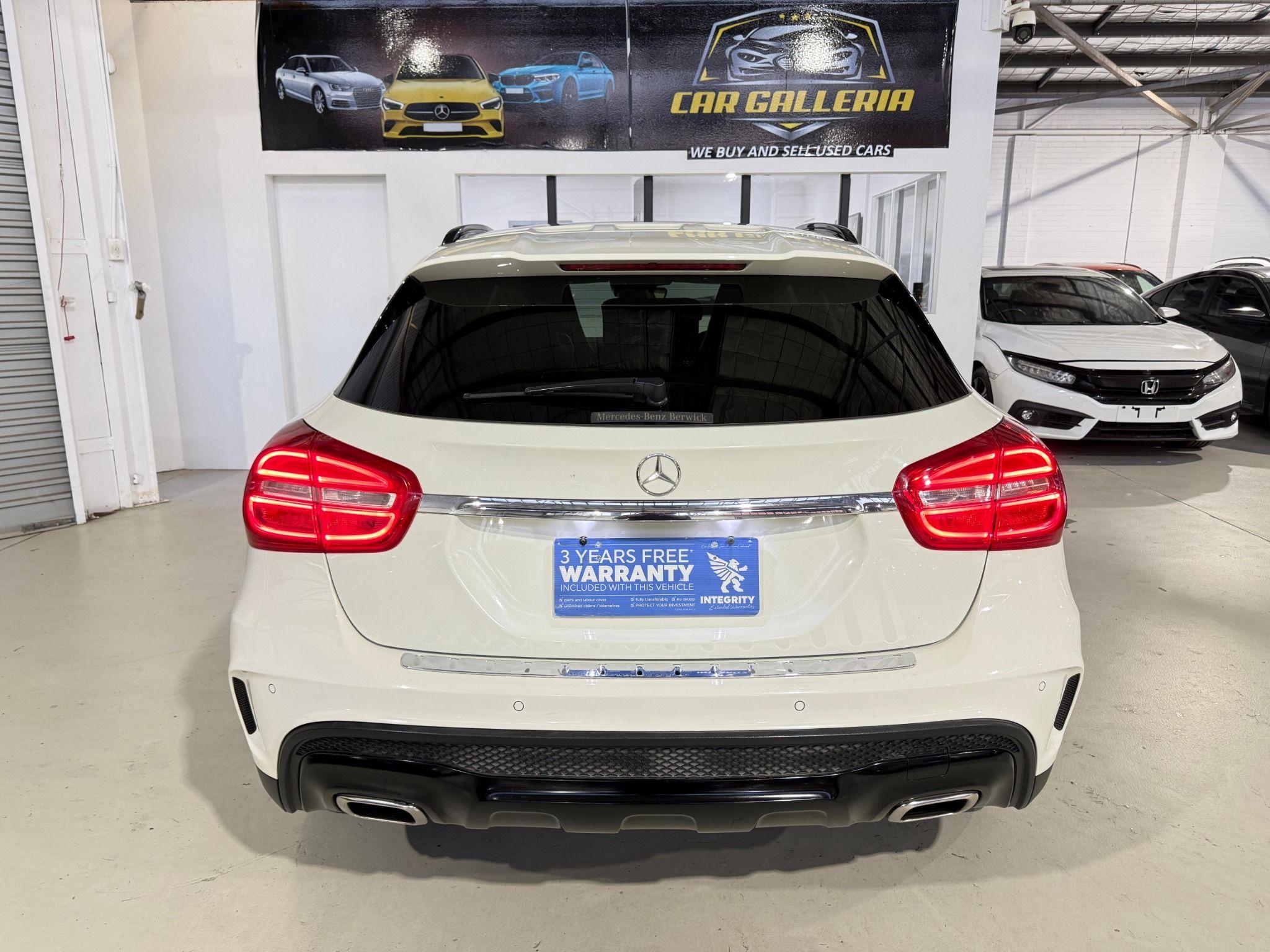 MERCEDES-BENZ GLA