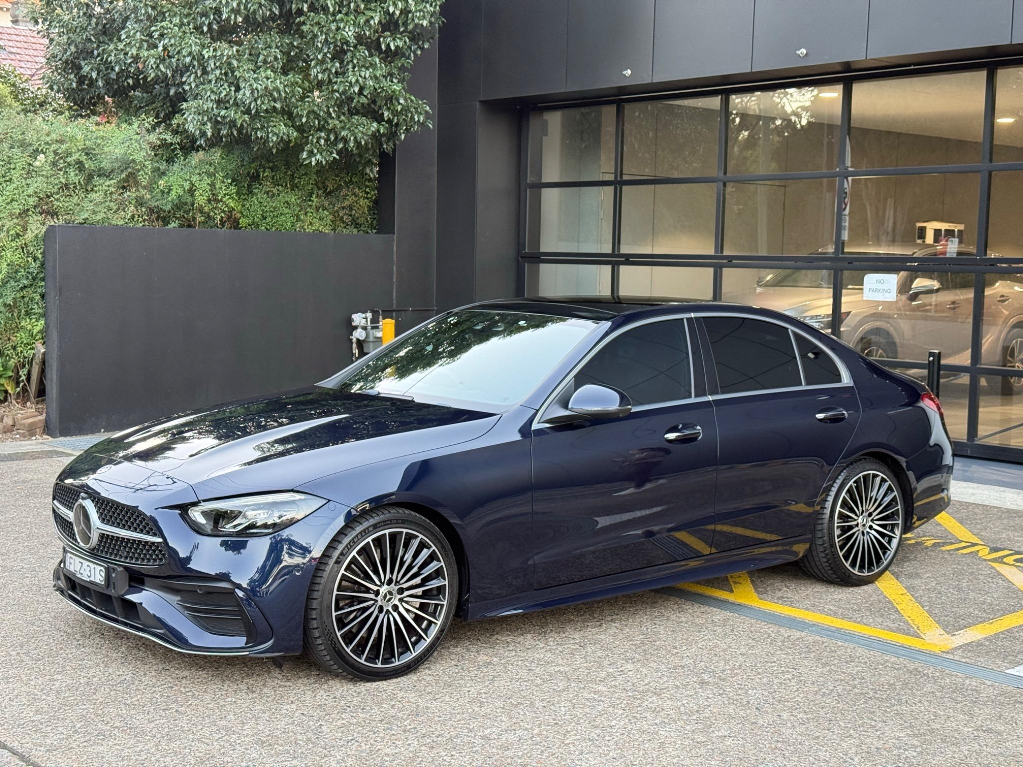 MERCEDES-BENZ C300