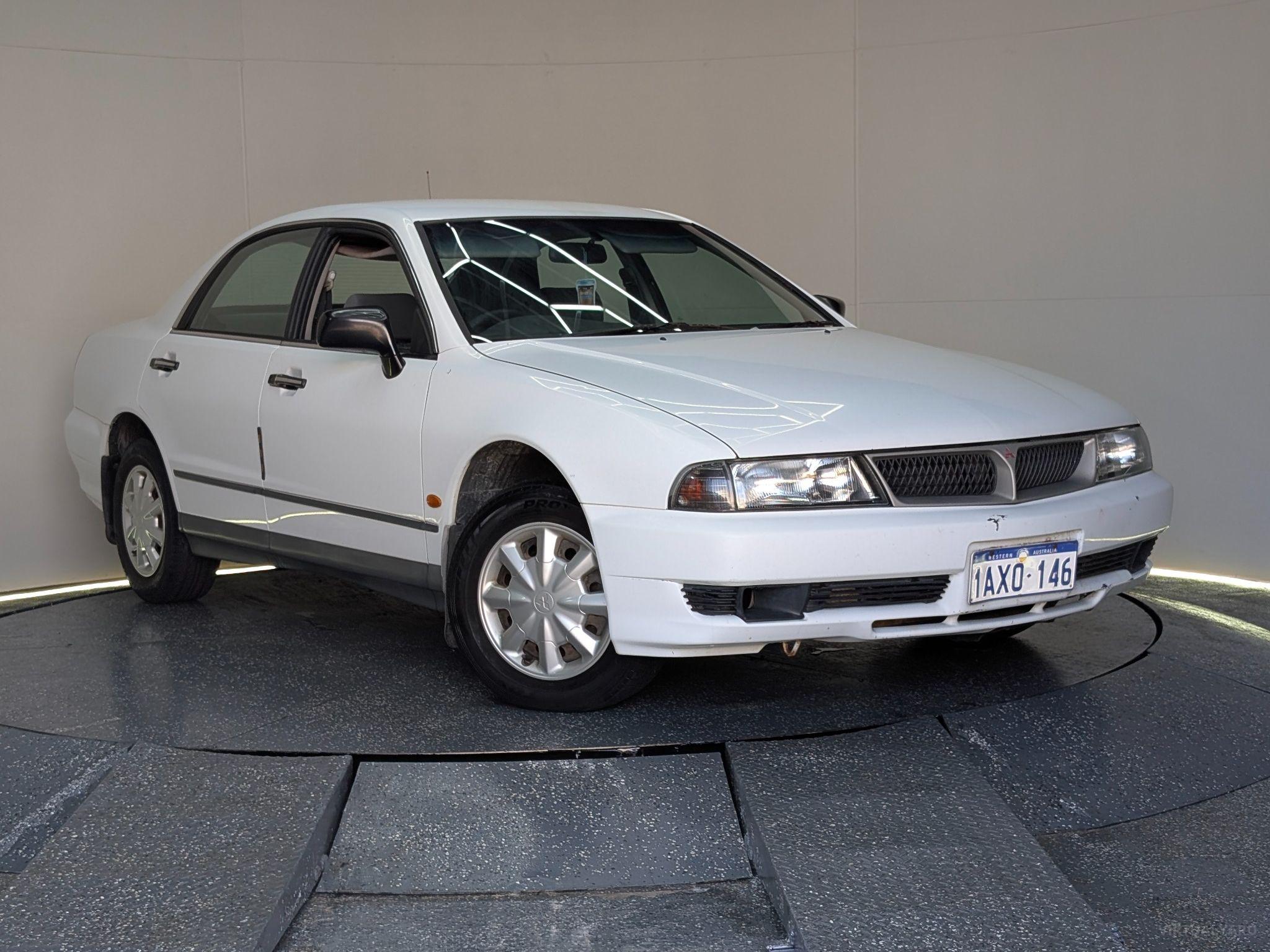 Mitsubishi Magna