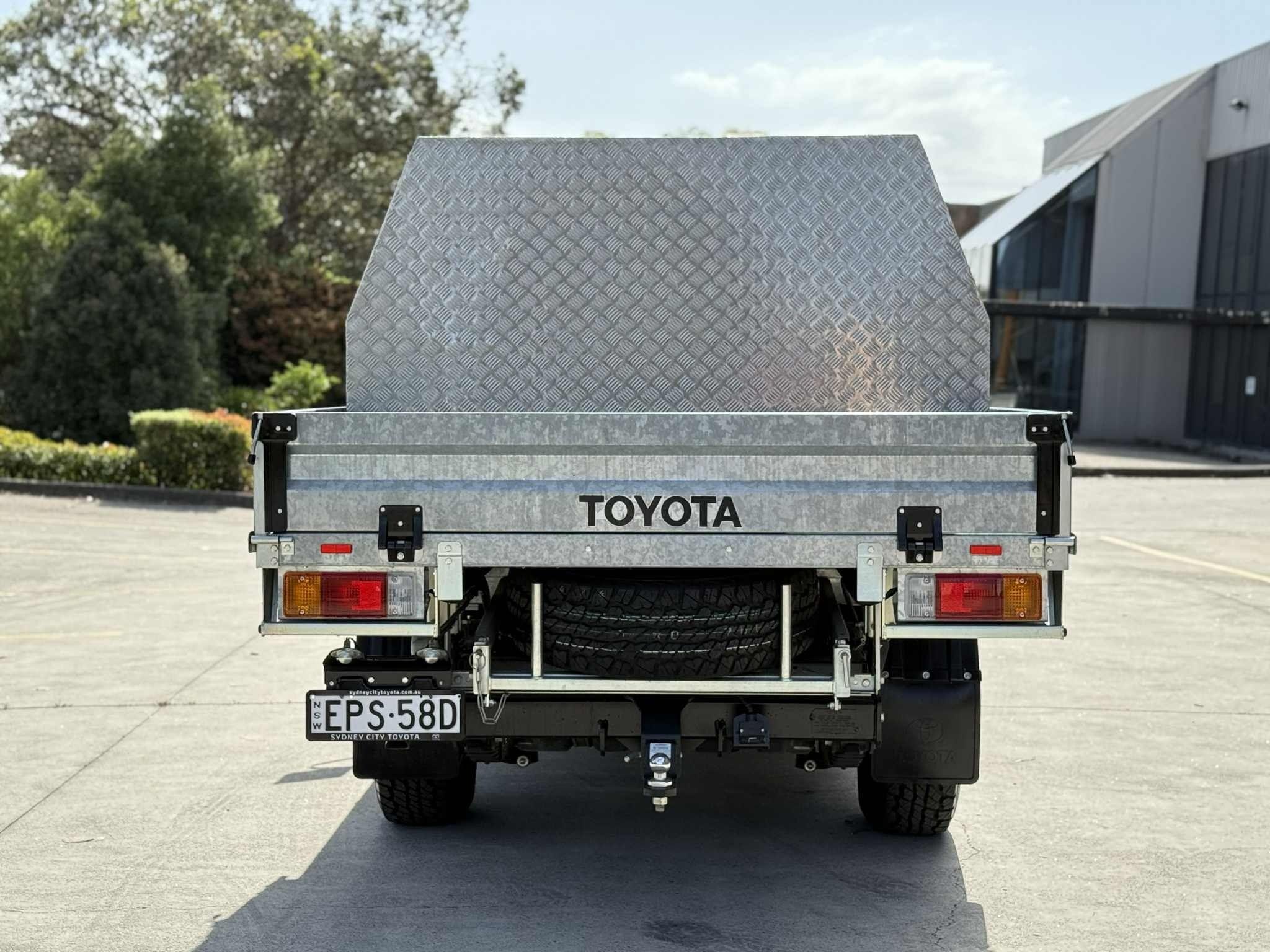 TOYOTA LANDCRUISER