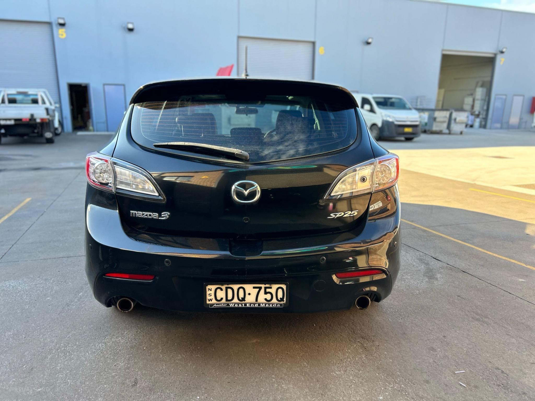 MAZDA MAZDA3