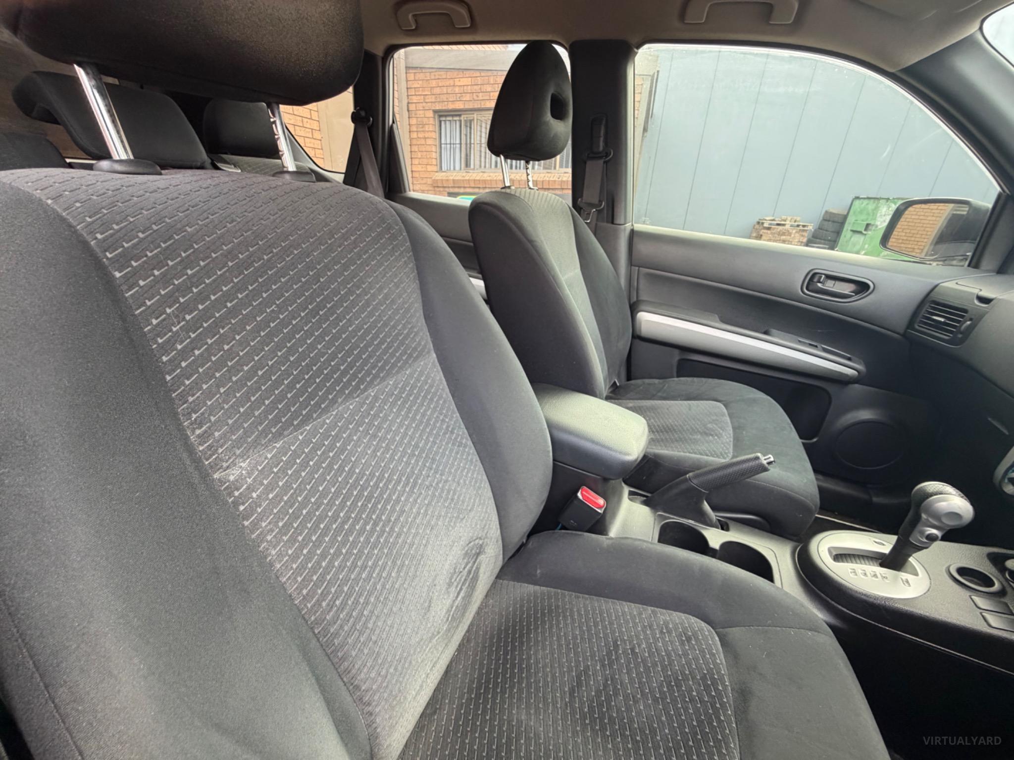 NISSAN X-TRAIL