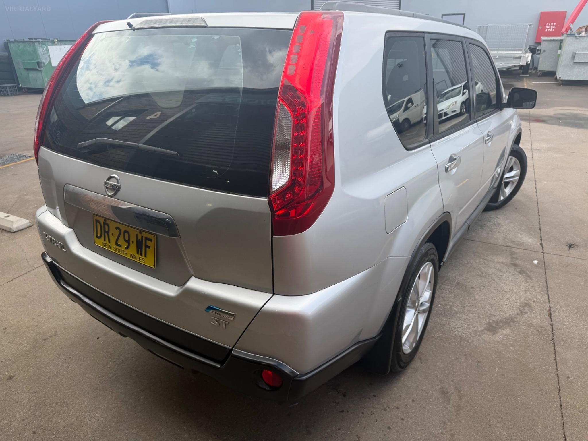 NISSAN X-TRAIL