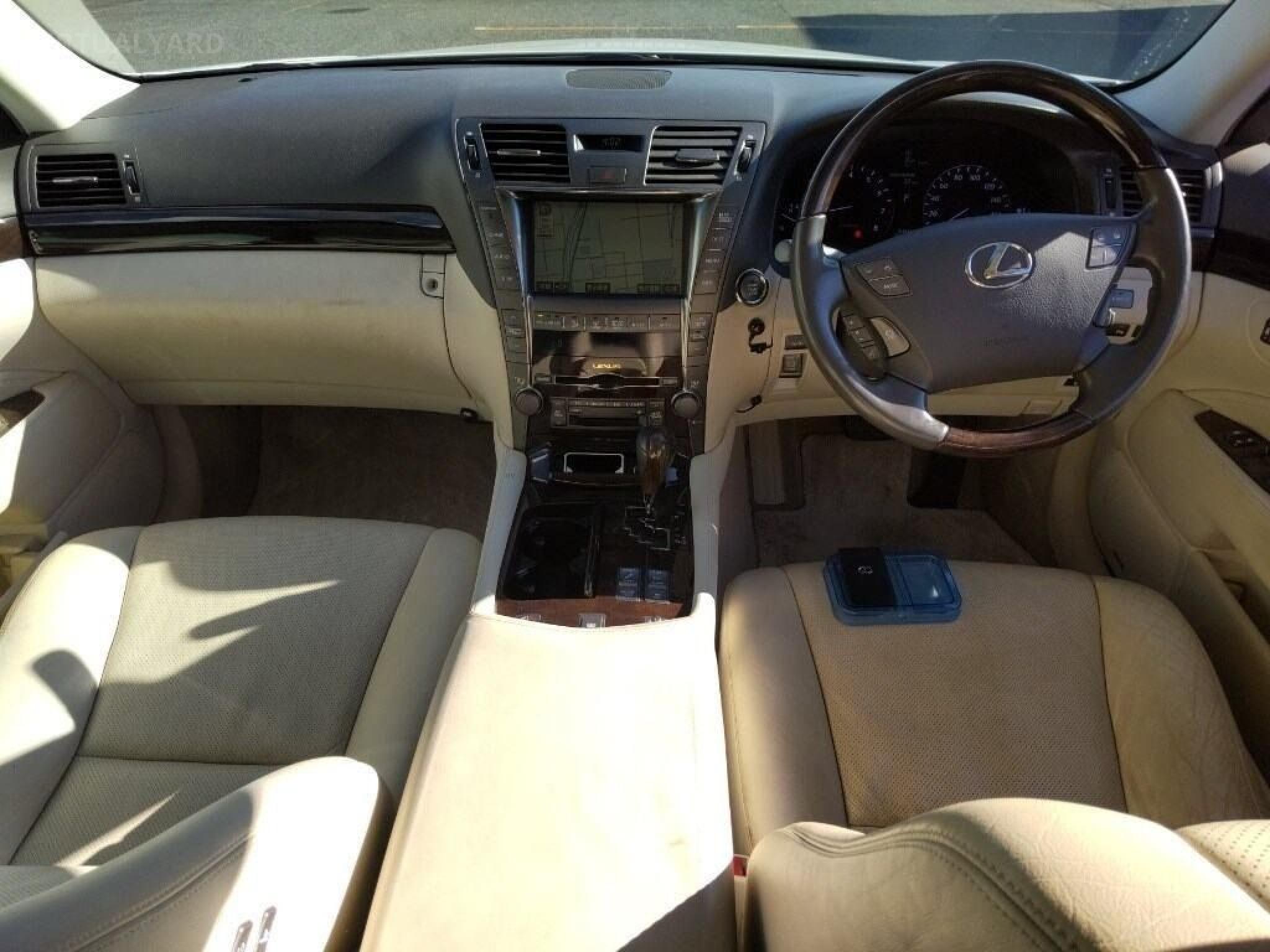 LEXUS LS460