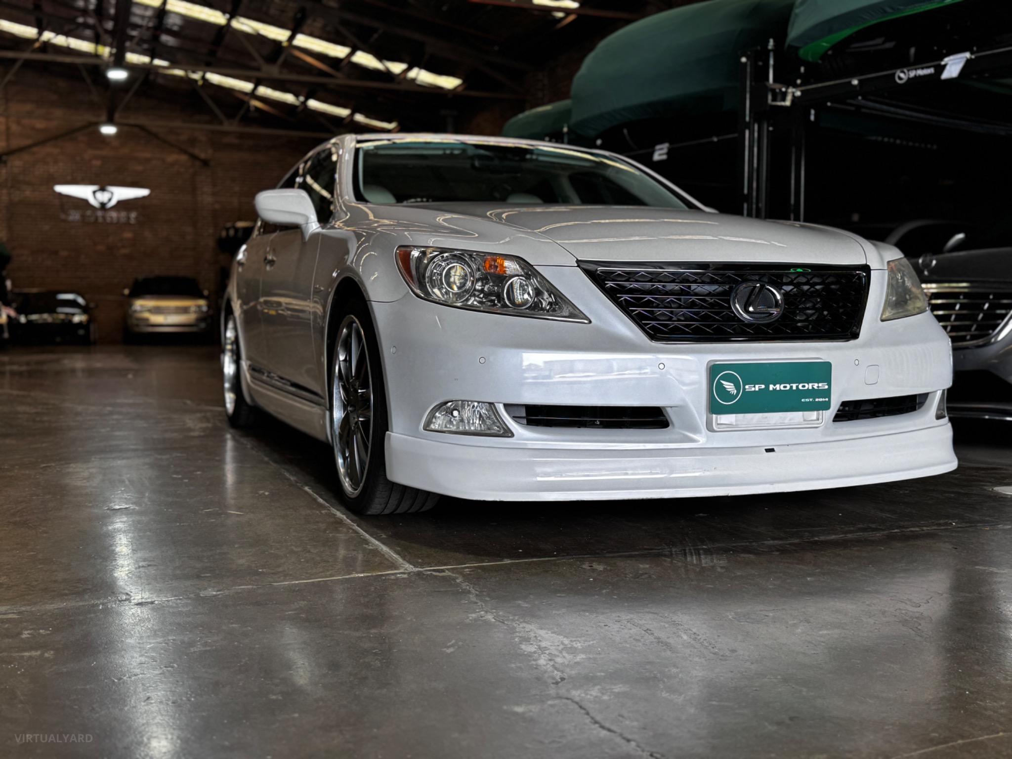 LEXUS LS460
