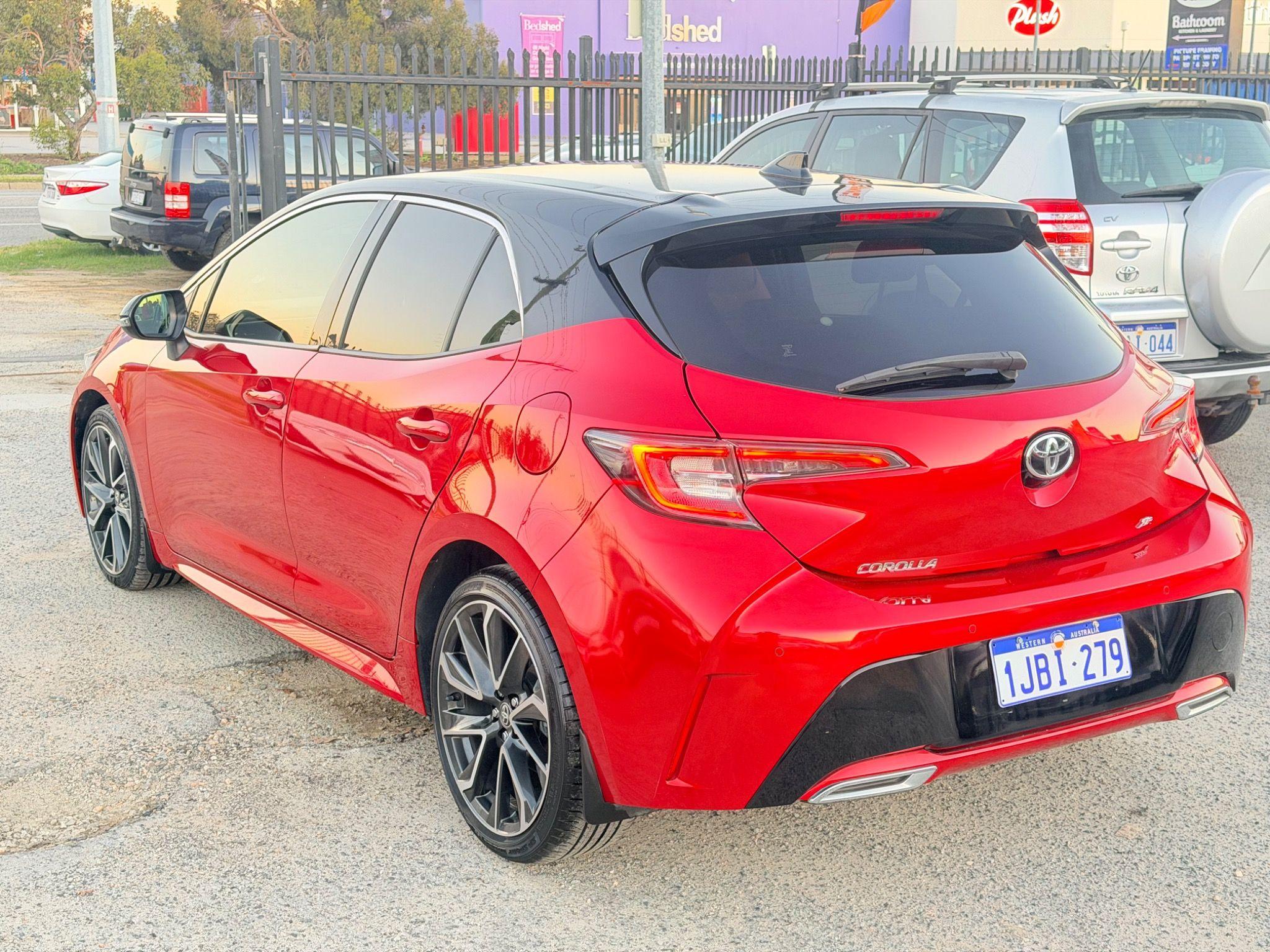 TOYOTA COROLLA