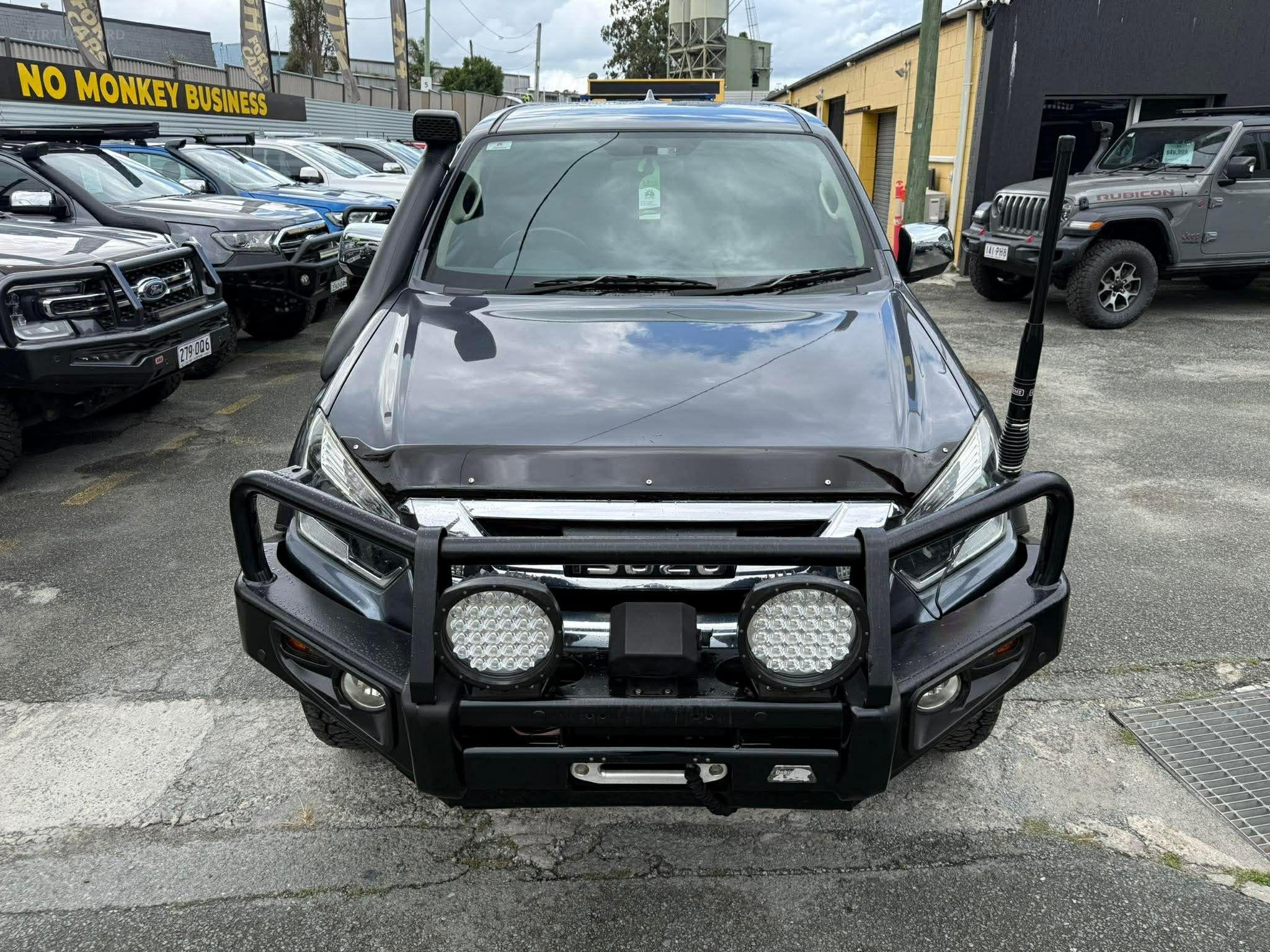 ISUZU D-MAX